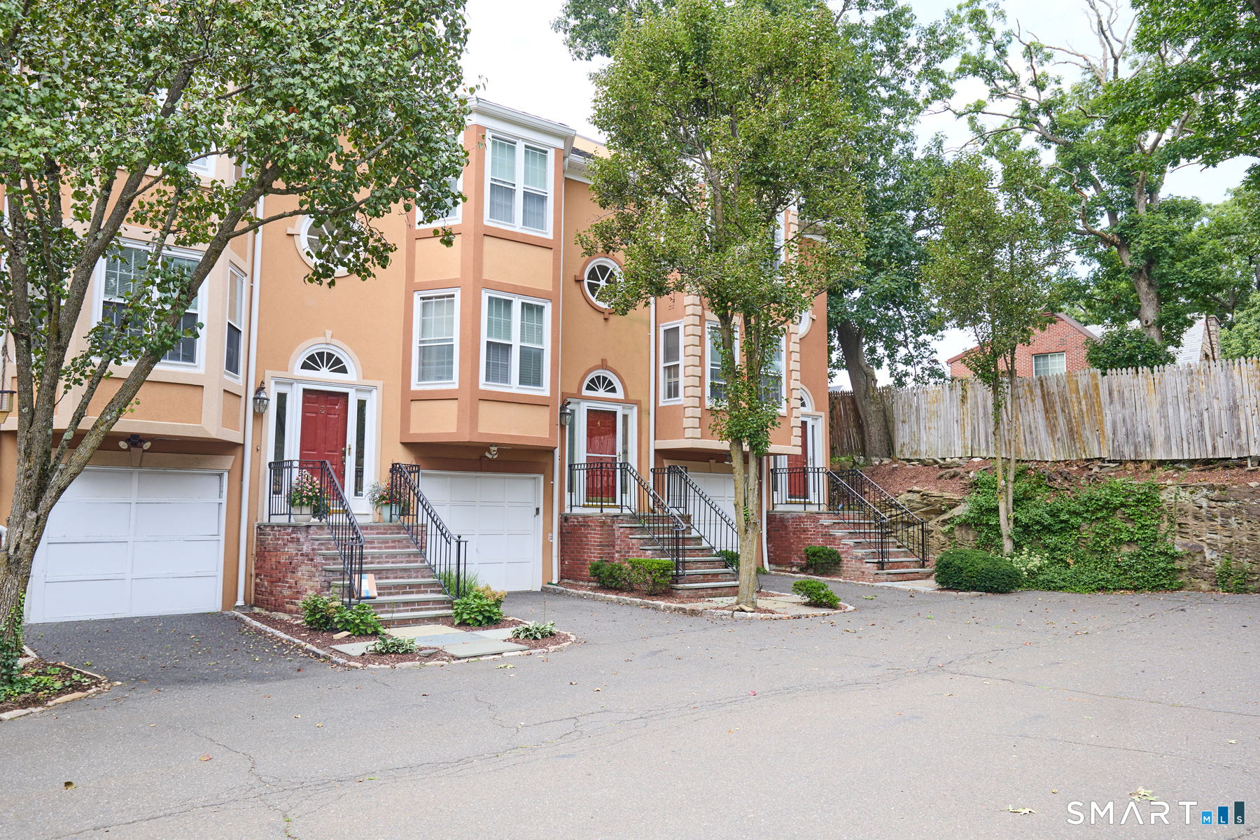 2675 Park 5 Avenue Property Photo 2