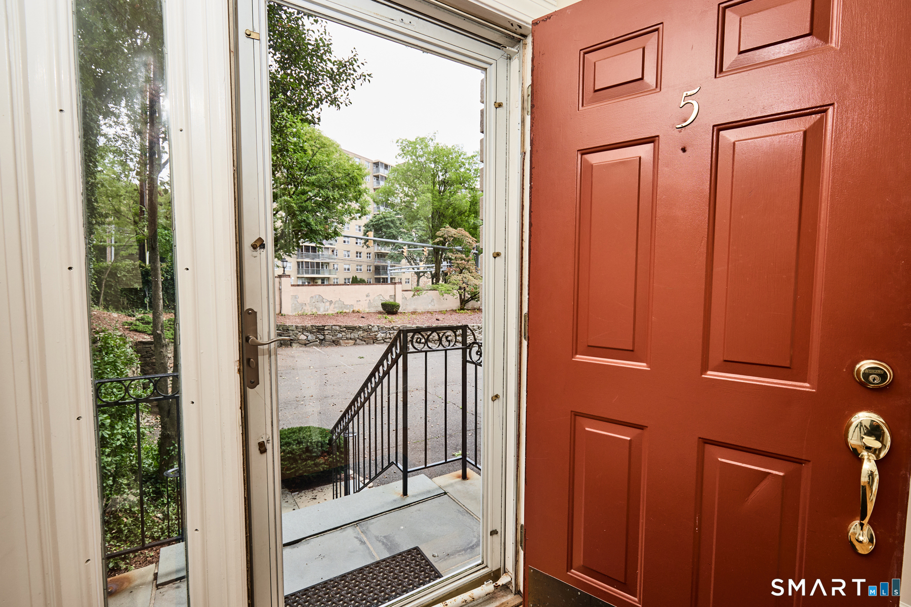 2675 Park 5 Avenue Property Photo 4