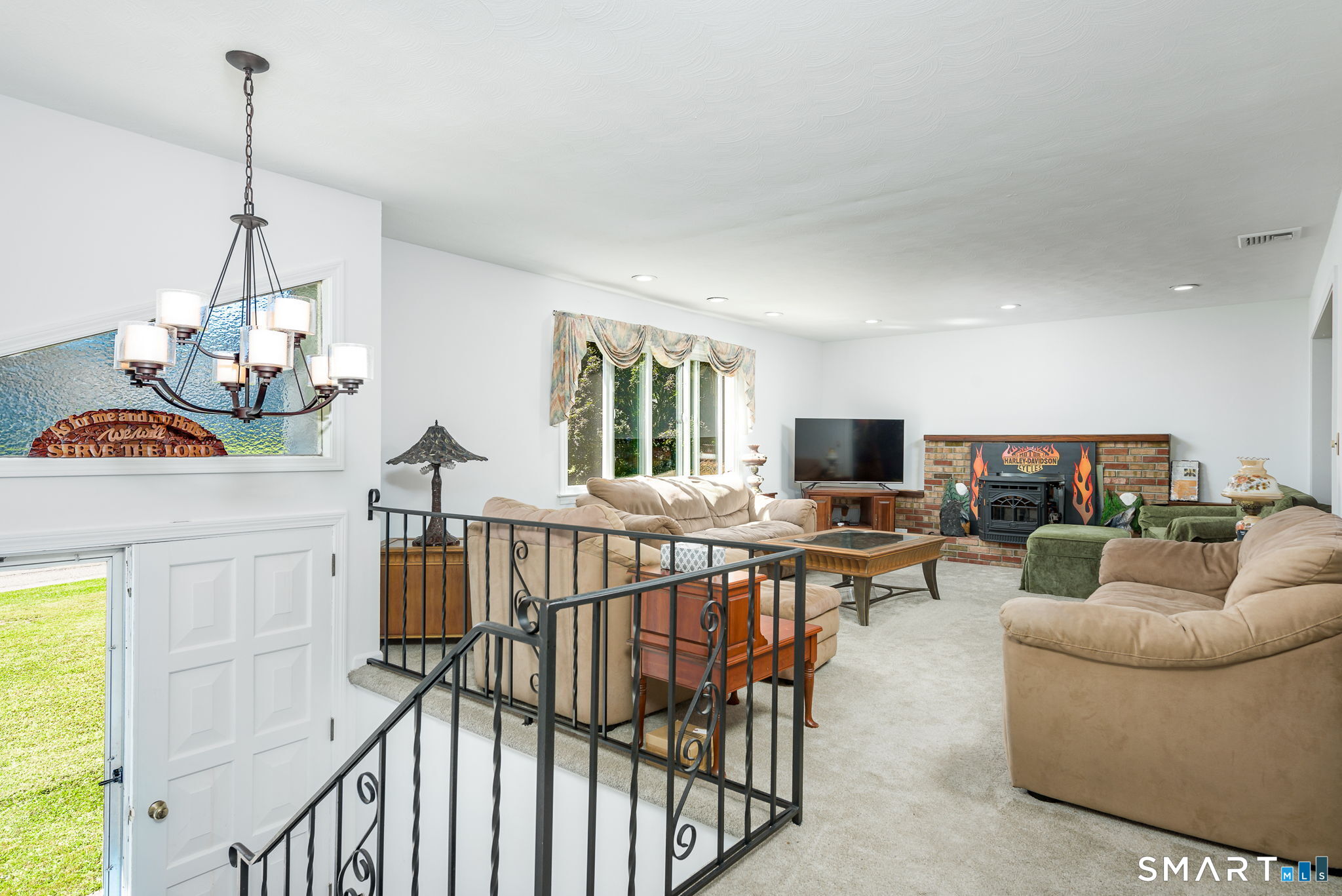 8 Smith Haven Drive Property Photo 6