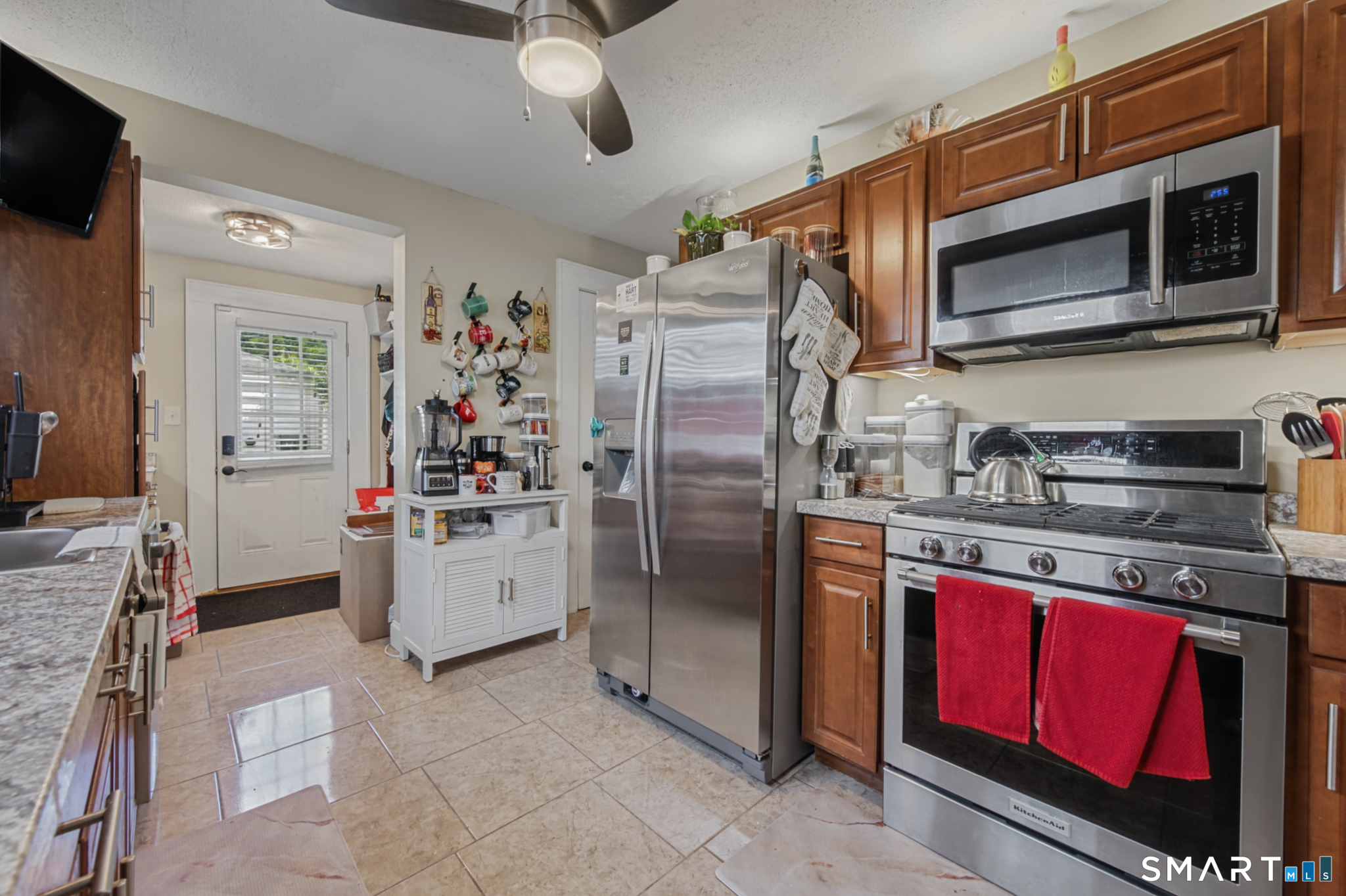 50 Nepaug Street Property Photo 10