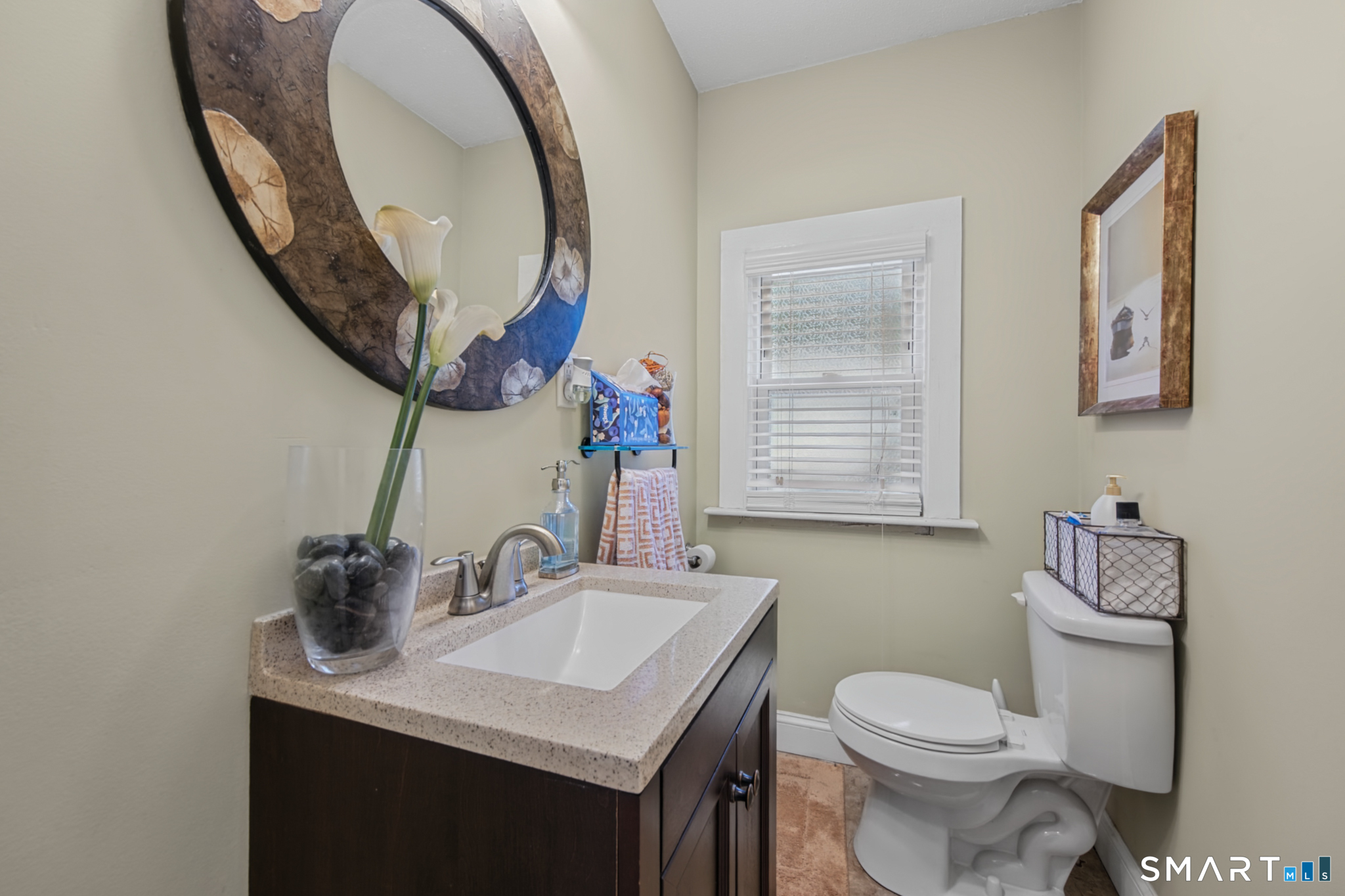 50 Nepaug Street Property Photo 12