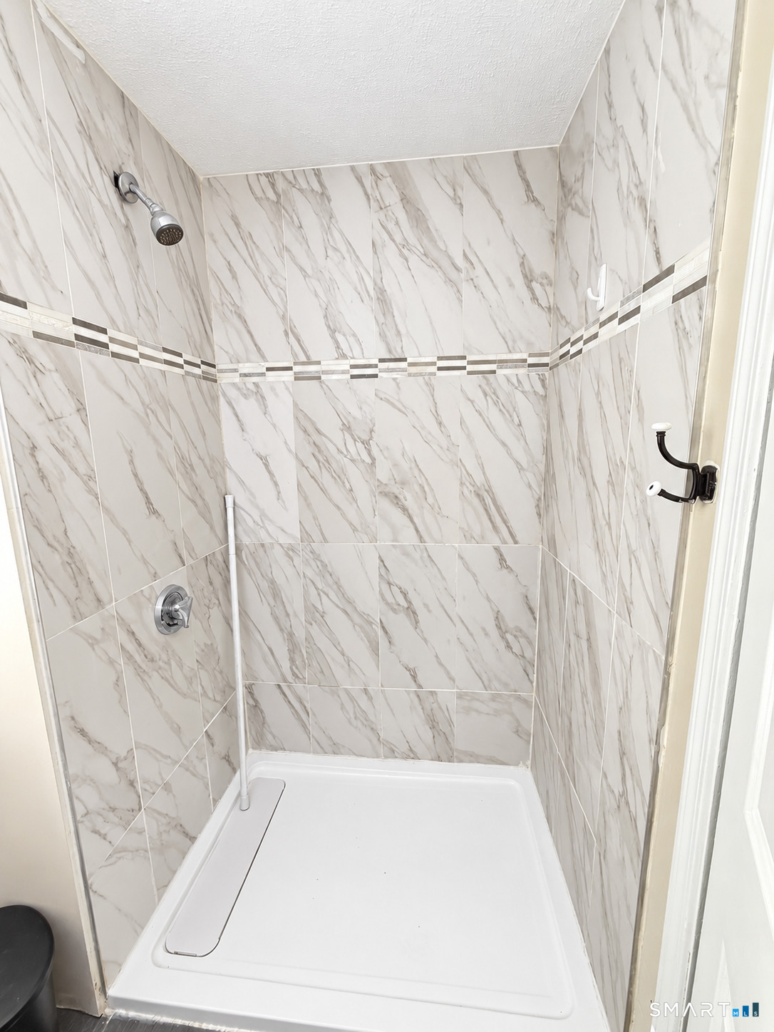 345 Park Street Property Photo 18