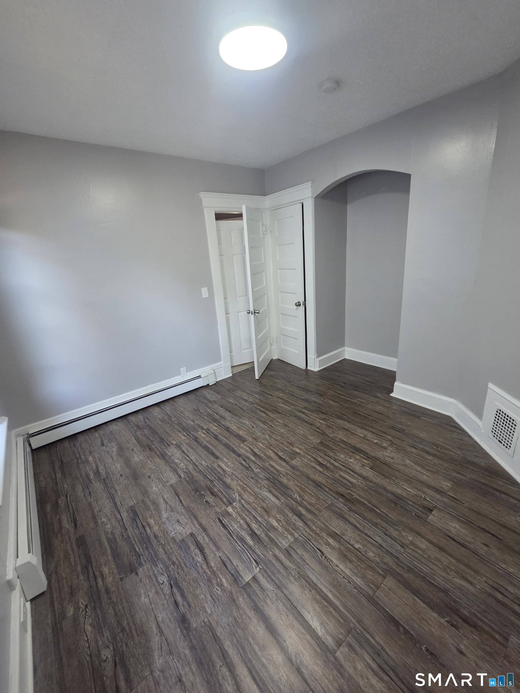 46 Plaza 2 Avenue Property Photo 4