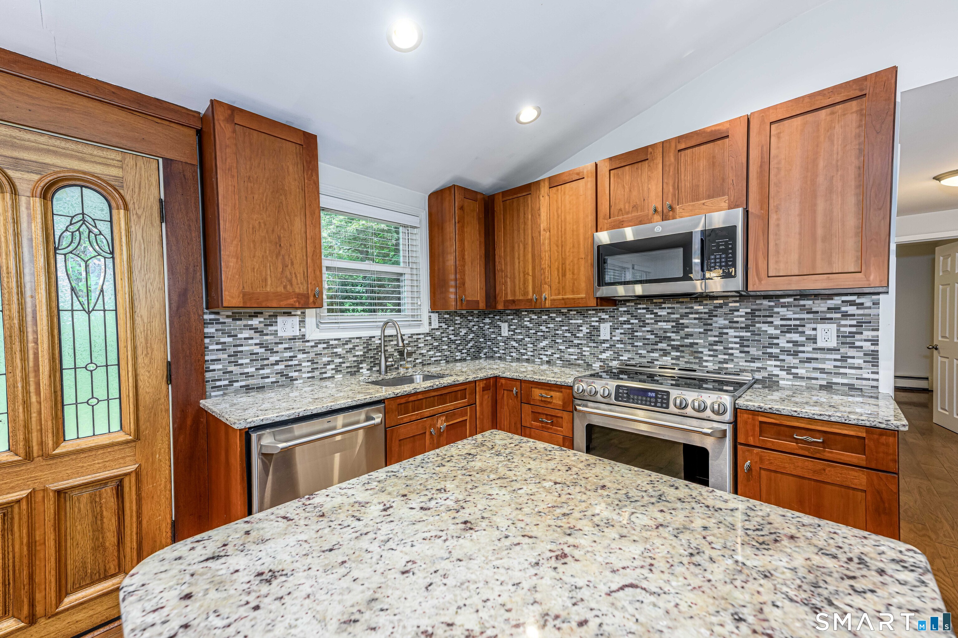 9 Old Hickory Lane Property Photo 8