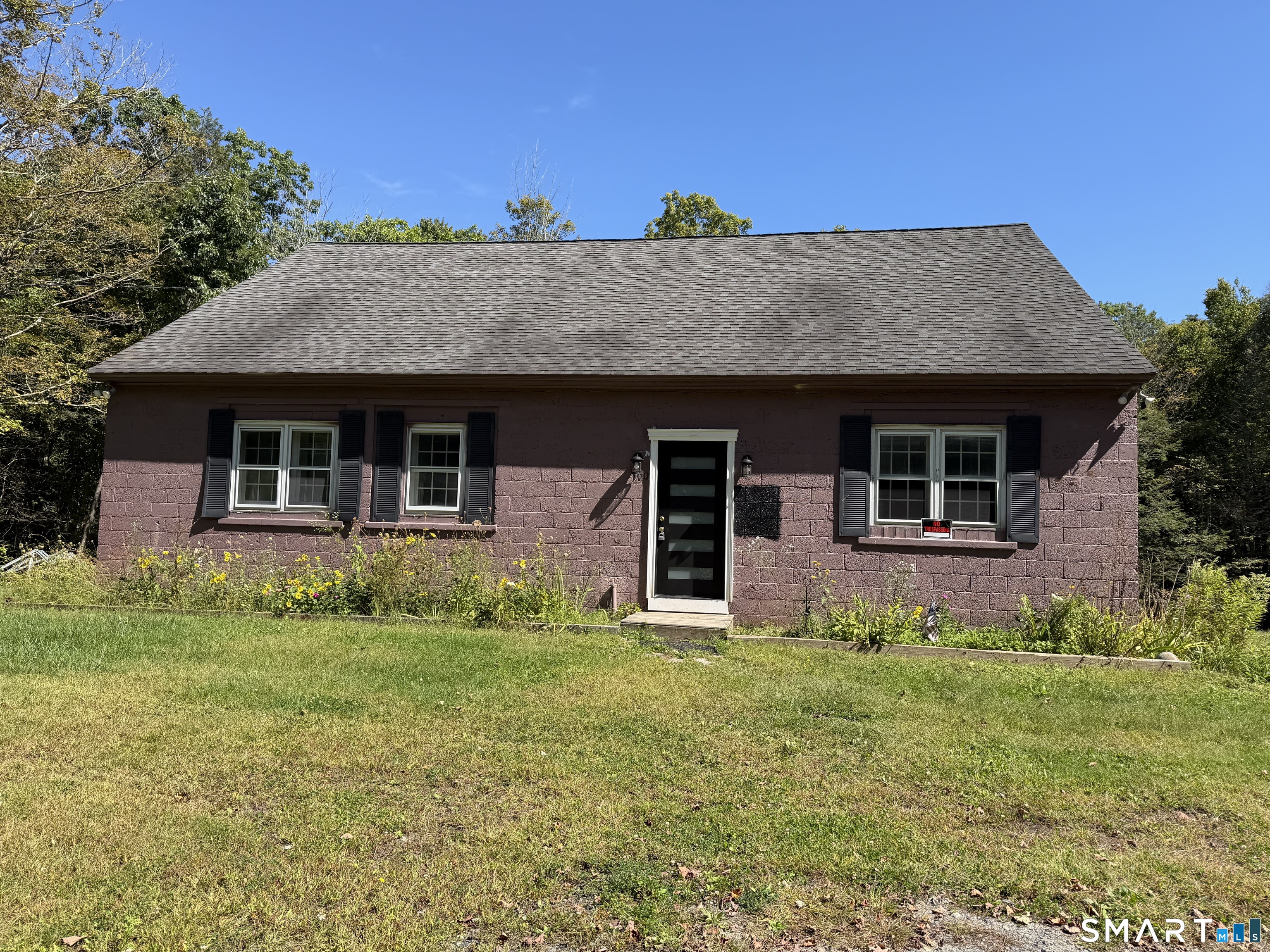 100 Norfolk Road Property Photo 1