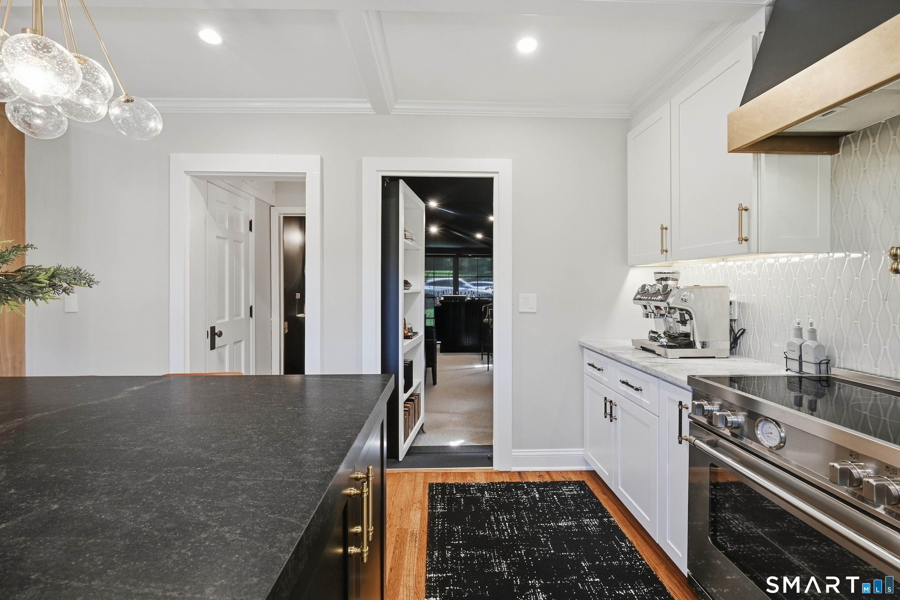 44 Jefferson Avenue Property Photo 16