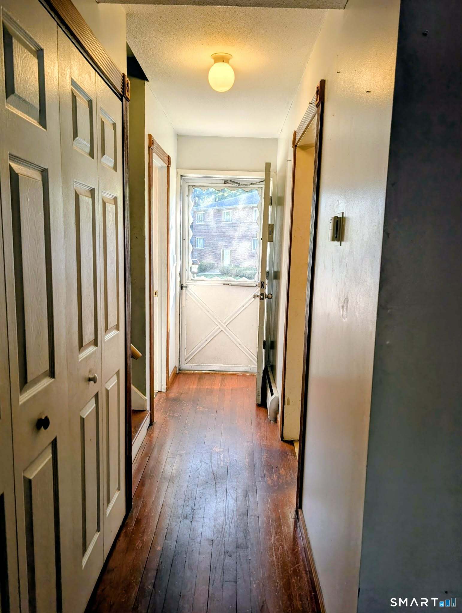 2 Camelot 3 Drive Property Photo 5
