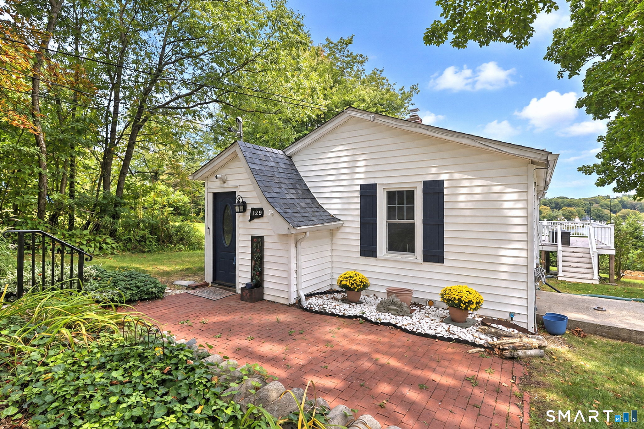 129 Farview Avenue Property Photo 12