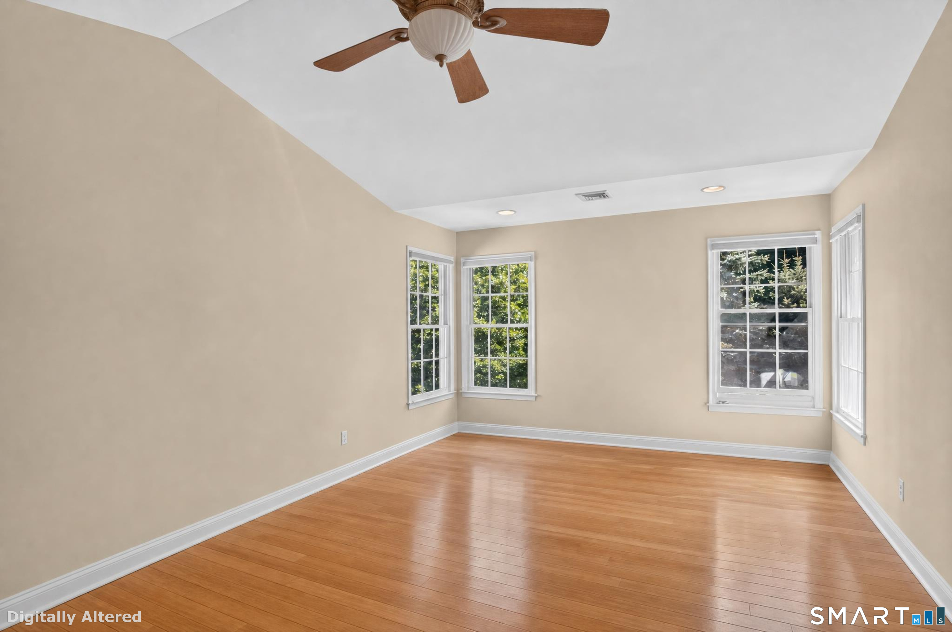 17 Regency Circle Property Photo 24