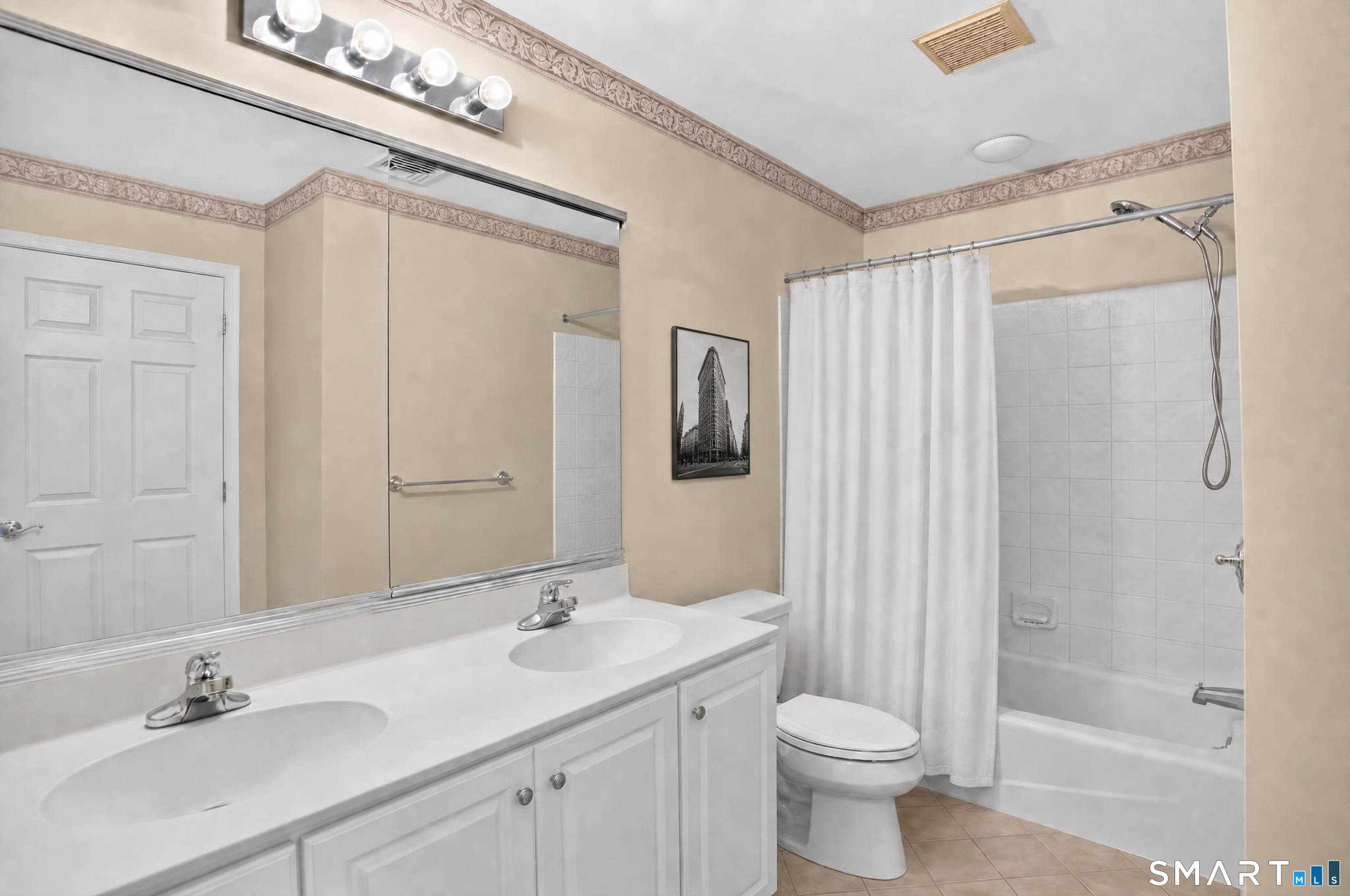 17 Regency Circle Property Photo 28