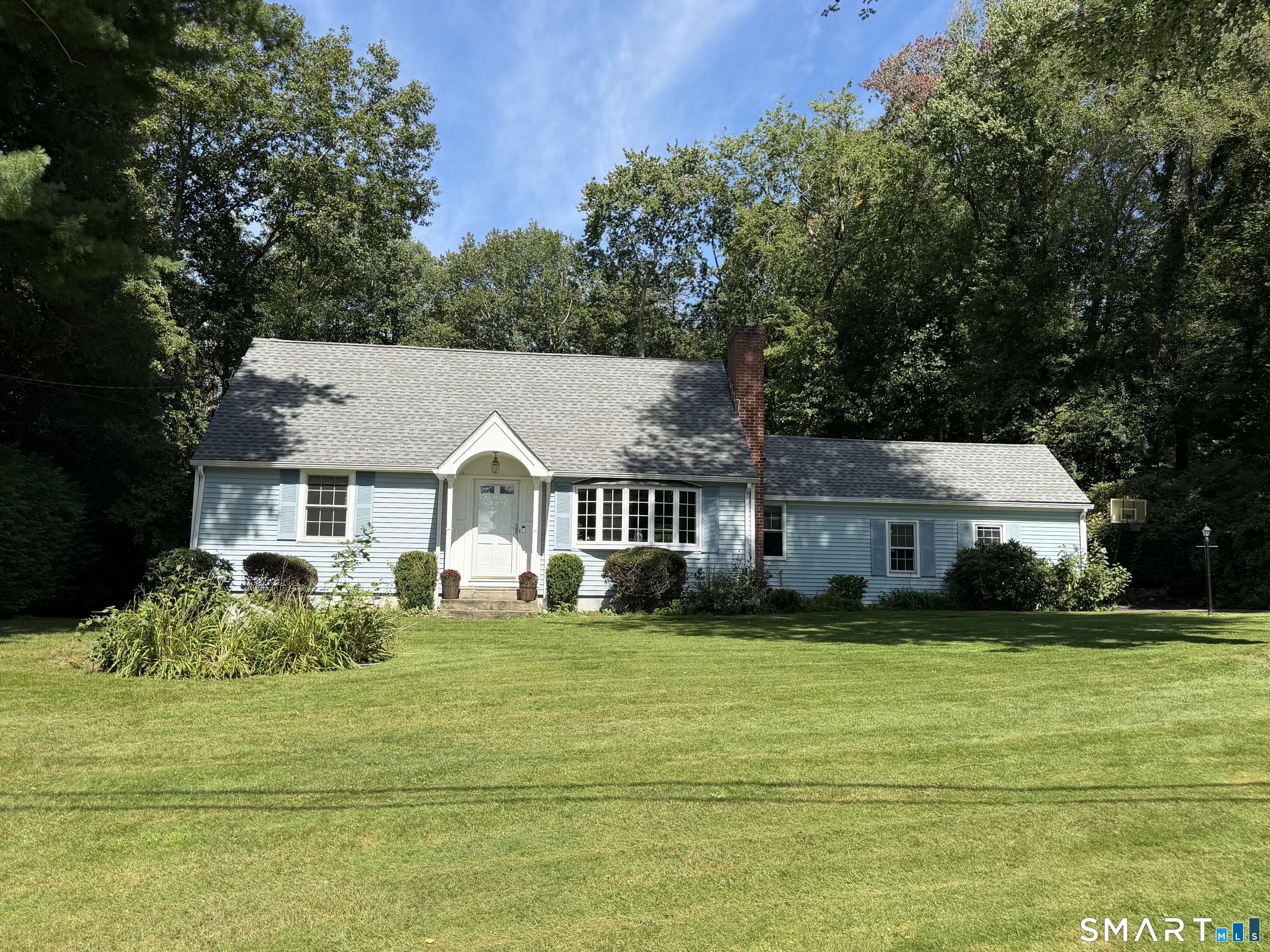 3 Glenbrook Drive Property Photo 1