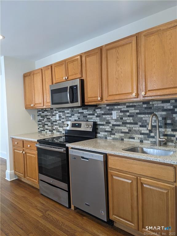 23 1/2 1st 2 Street Property Photo 6