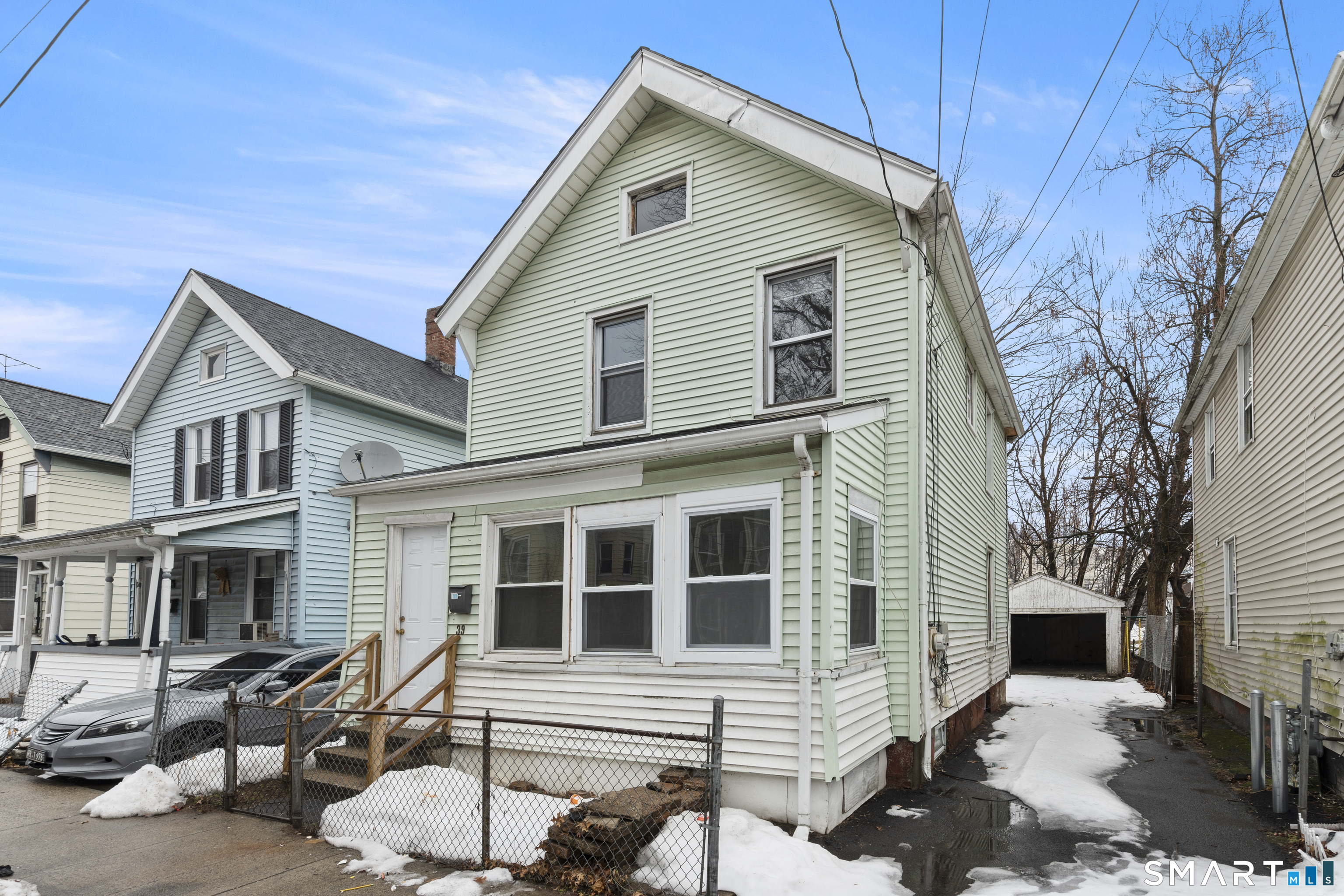 39 Arthur Street Property Photo 4