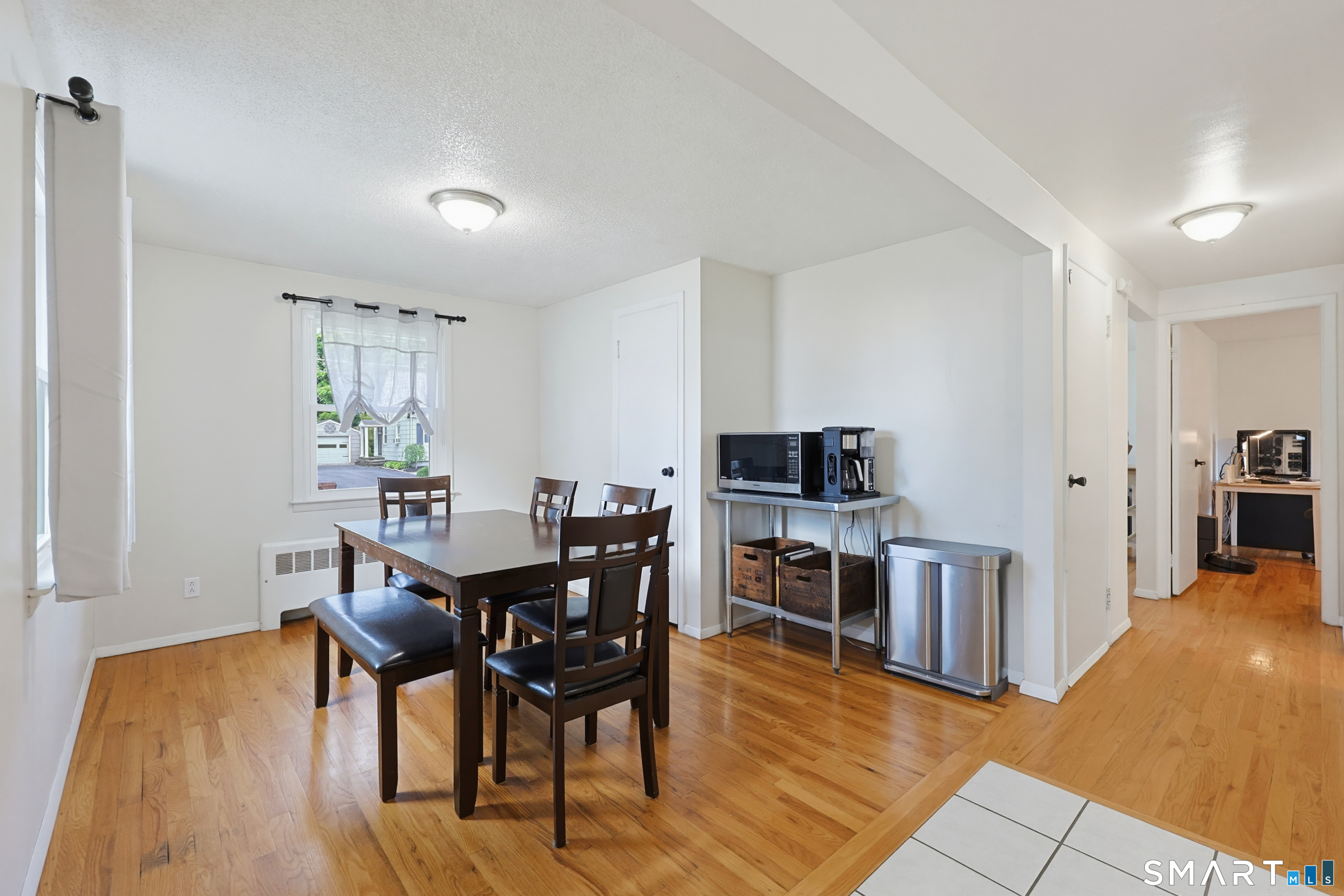 16 King Court Property Photo 7