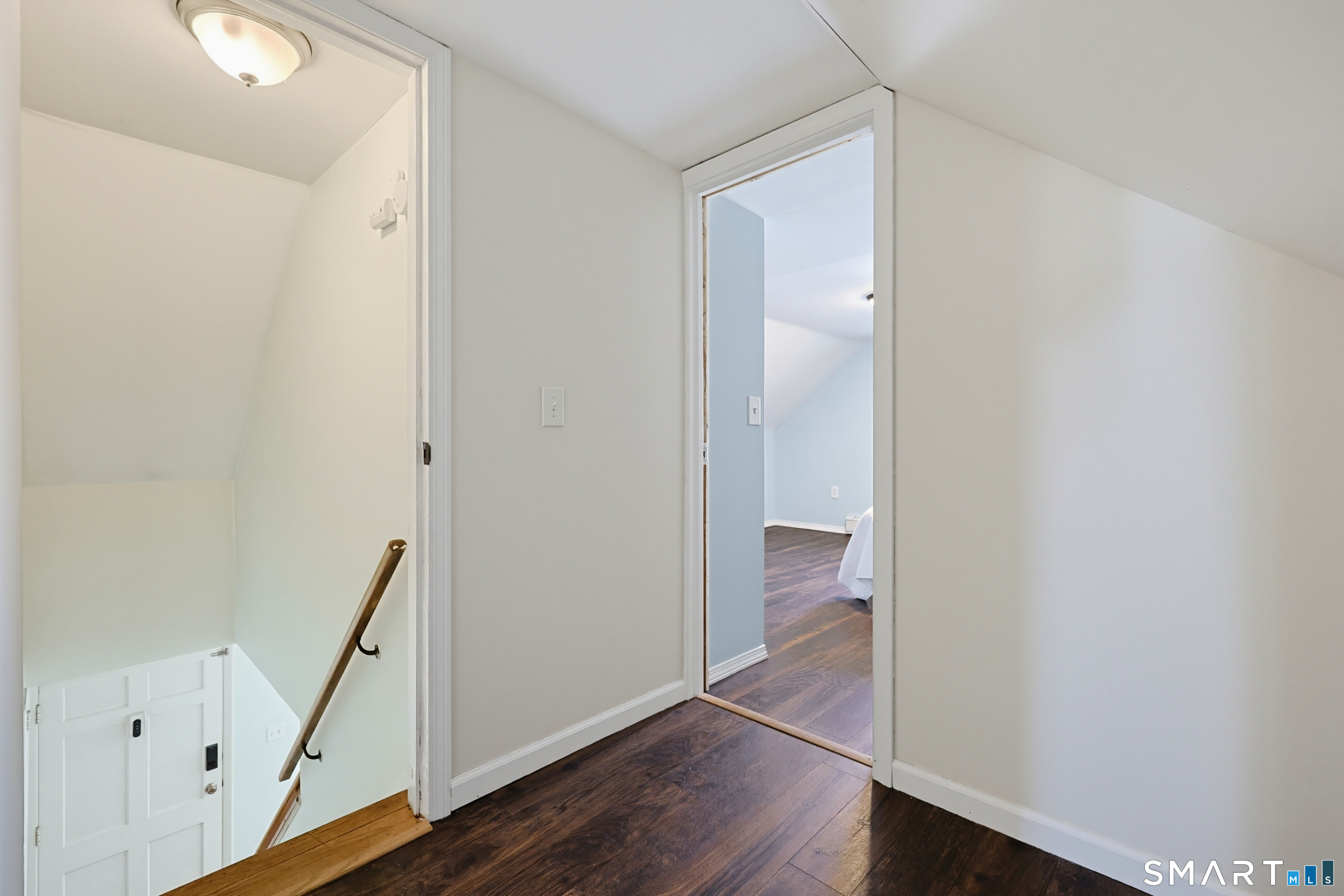 16 King Court Property Photo 17