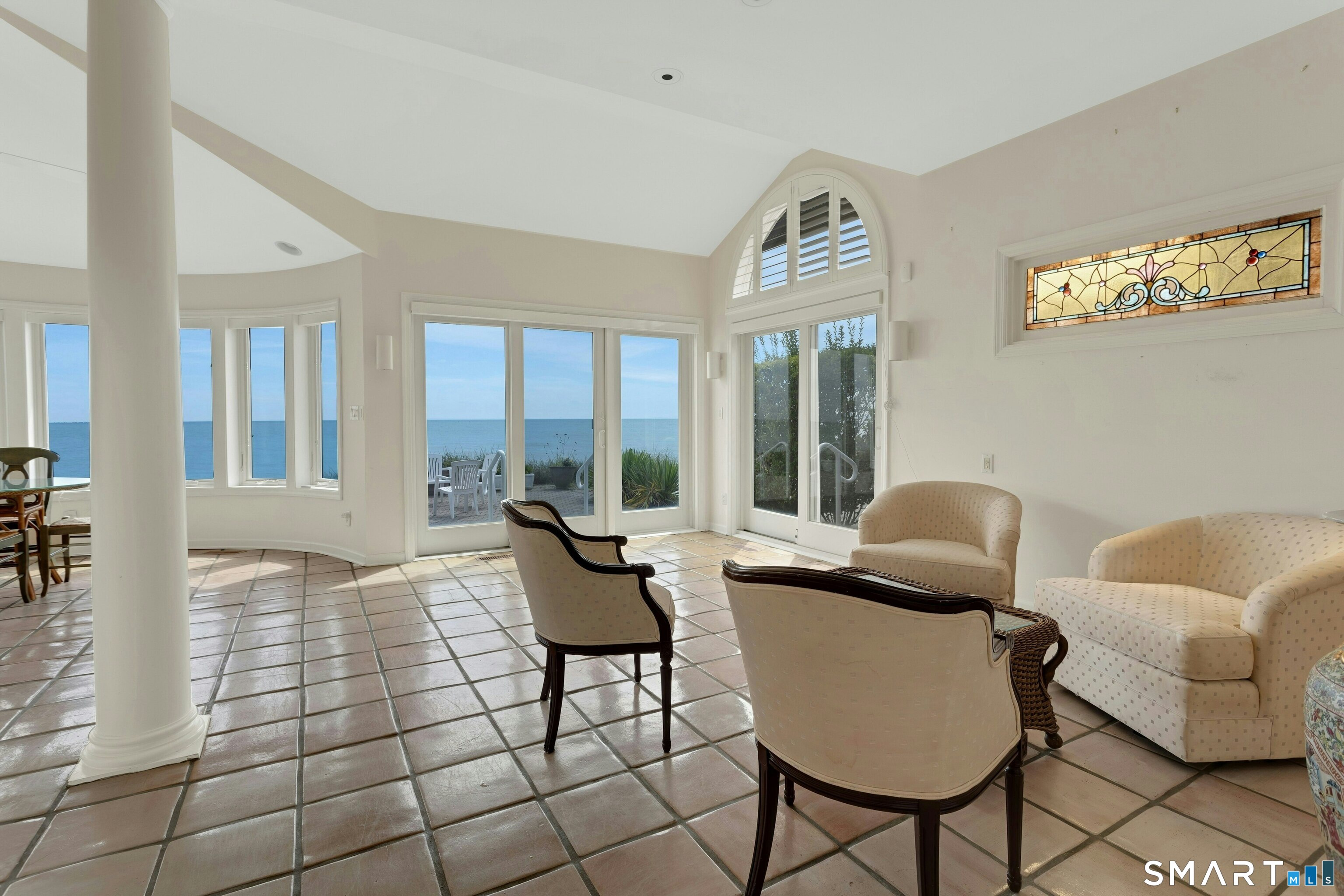 1859 Fairfield Beach Road Property Photo 12