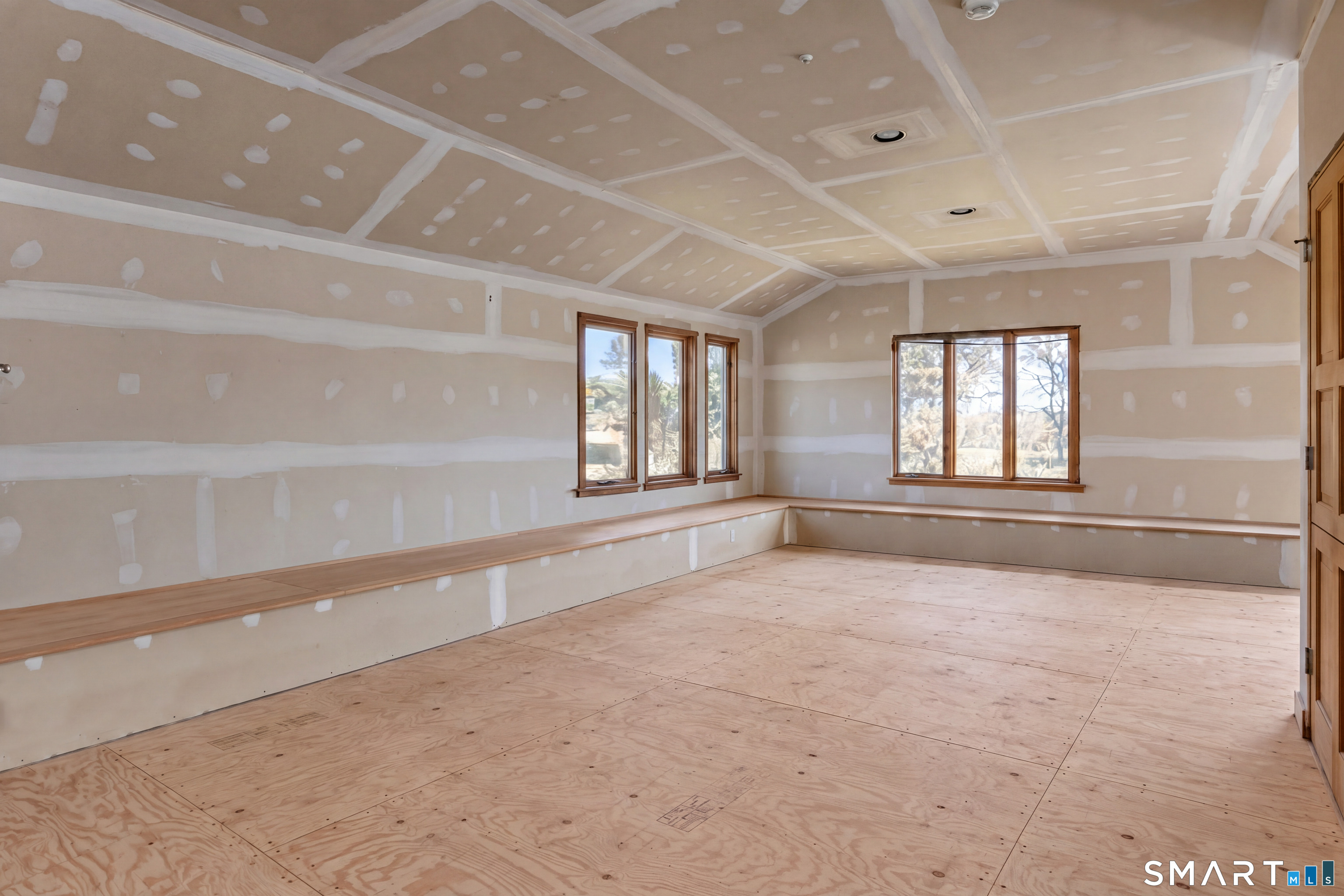 1859 Fairfield Beach Road Property Photo 20