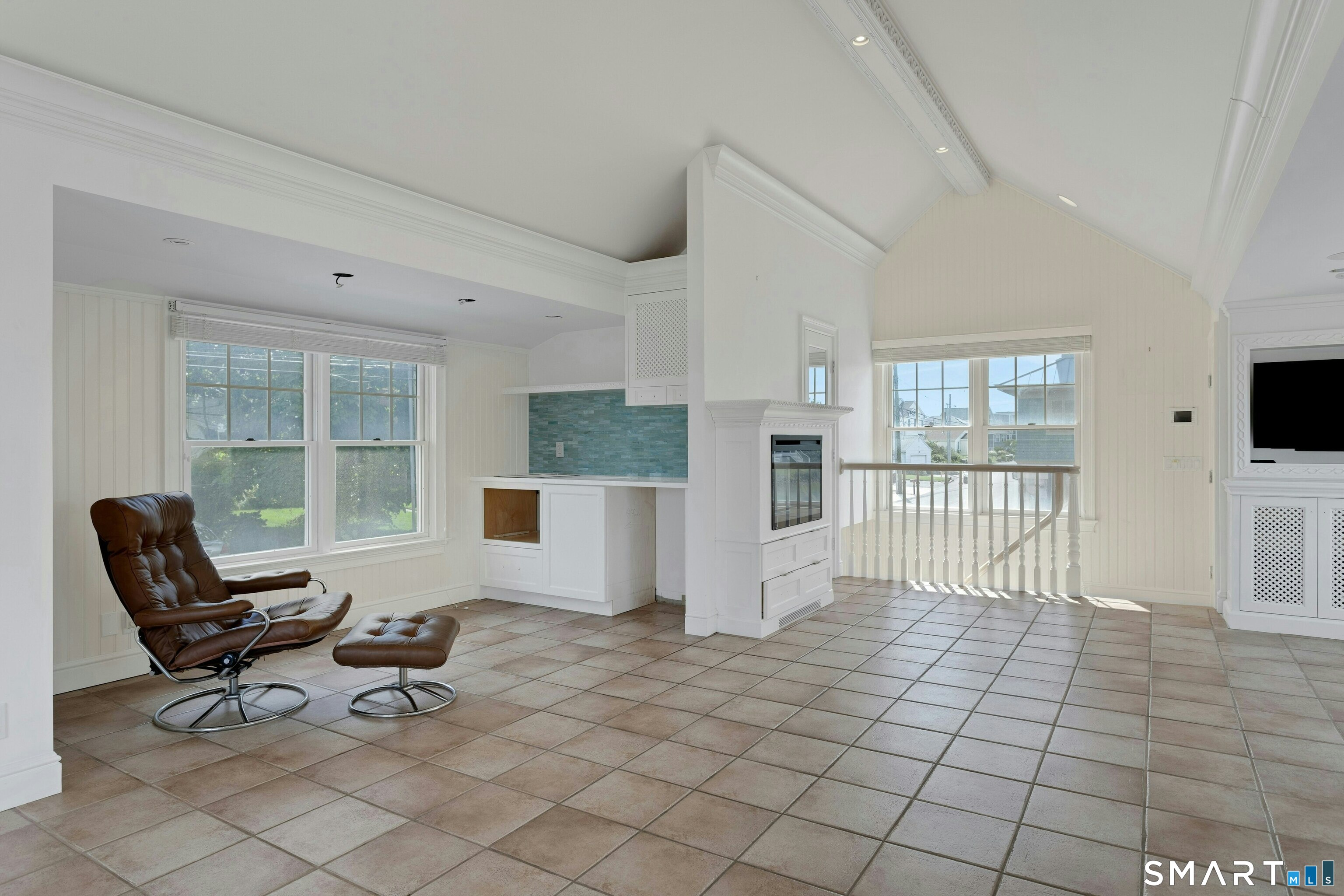 1859 Fairfield Beach Road Property Photo 29