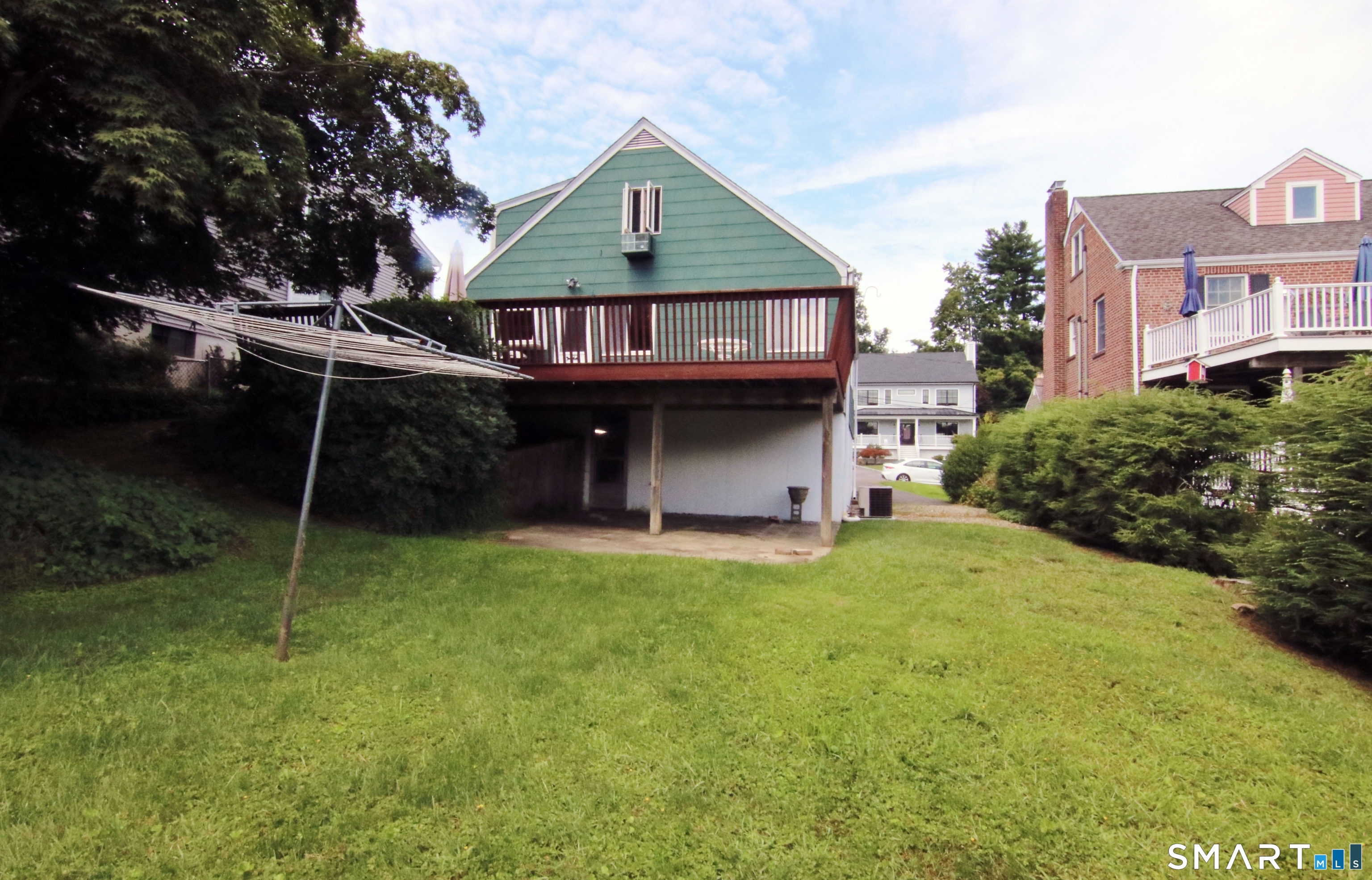 181 Hobart Avenue Property Photo 33