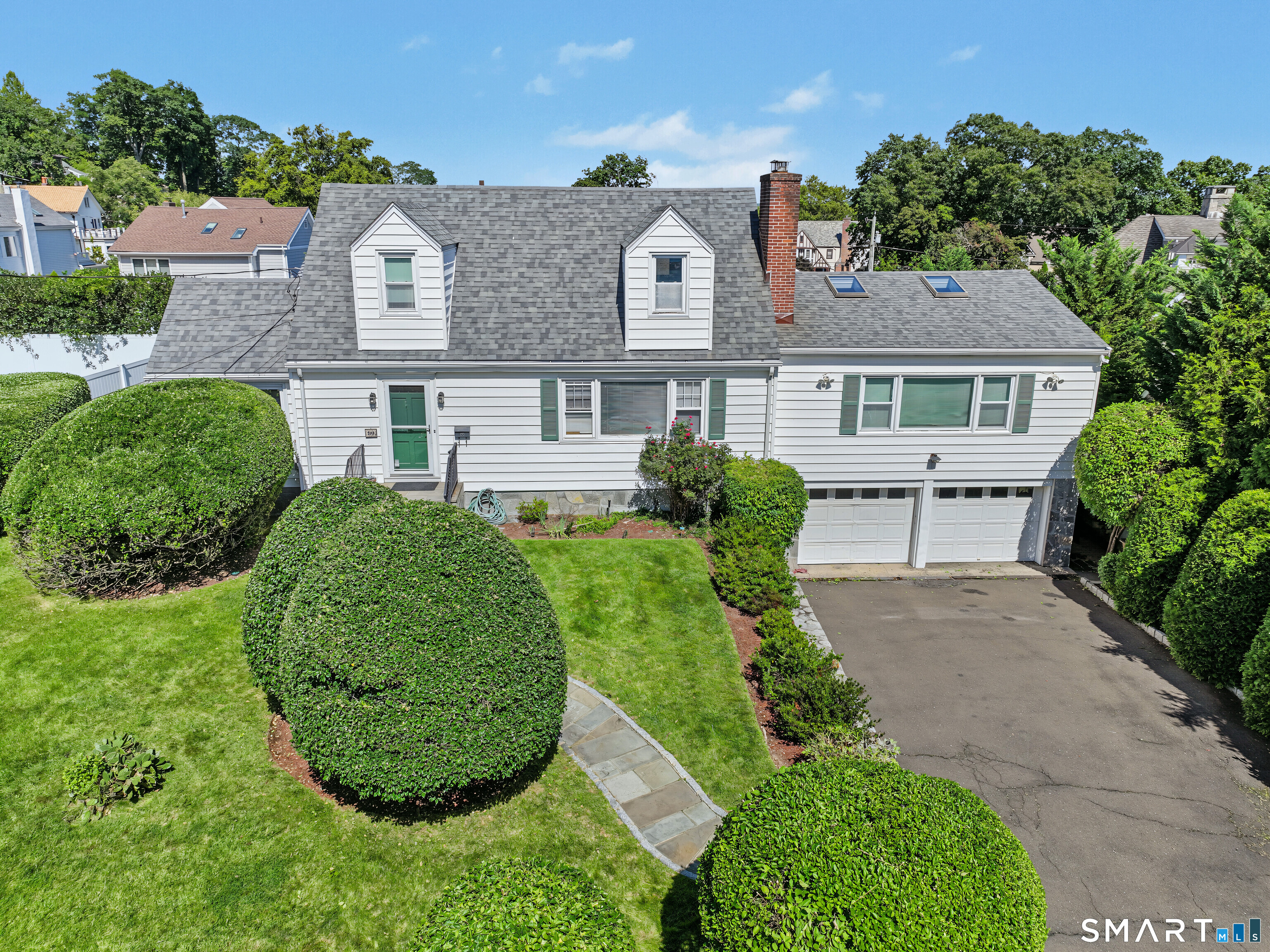 90 Rockledge Drive Property Photo 1
