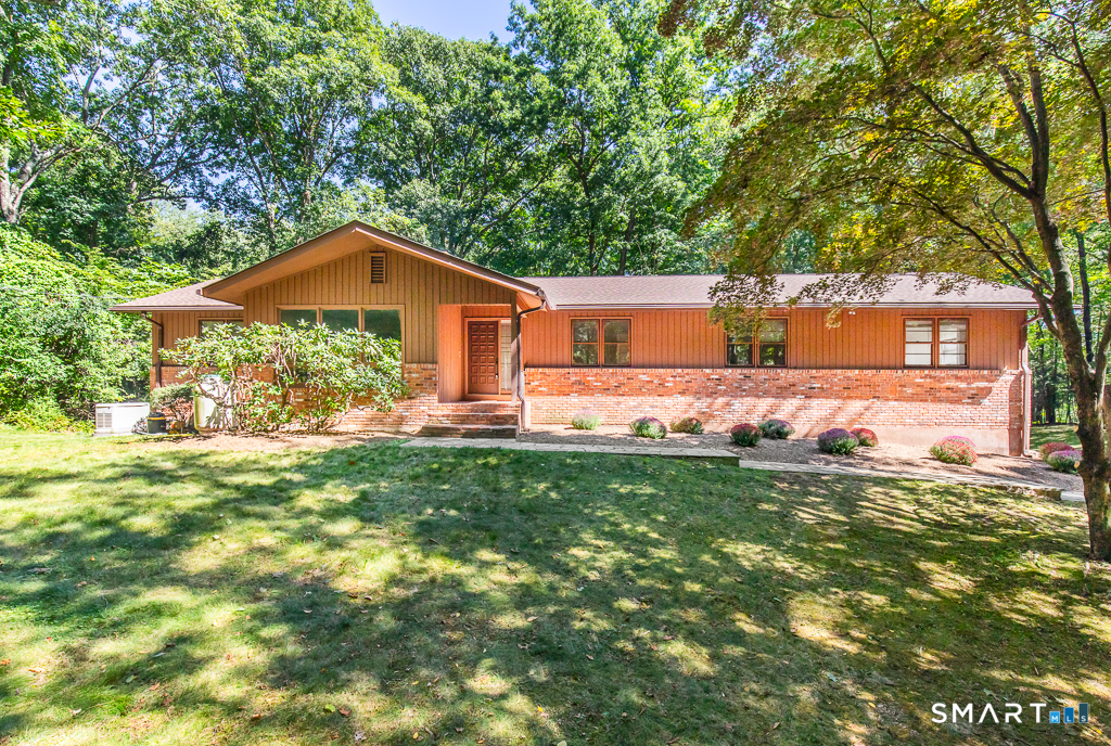14 Mitchell Lane Property Photo 1