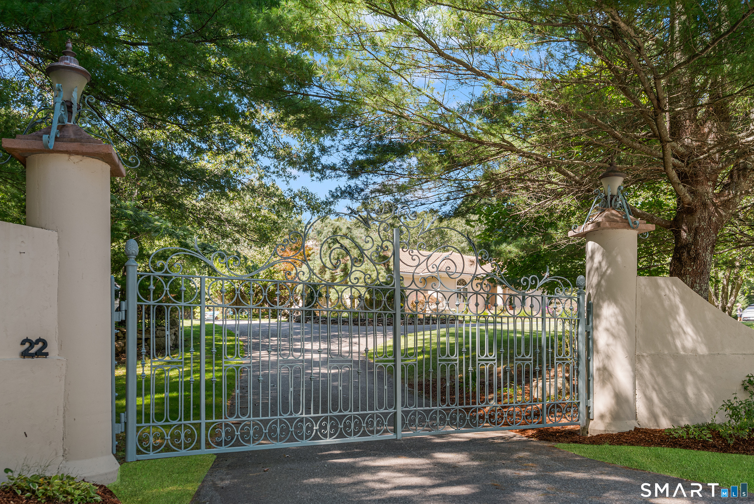 22 Brook View Drive Property Photo 1