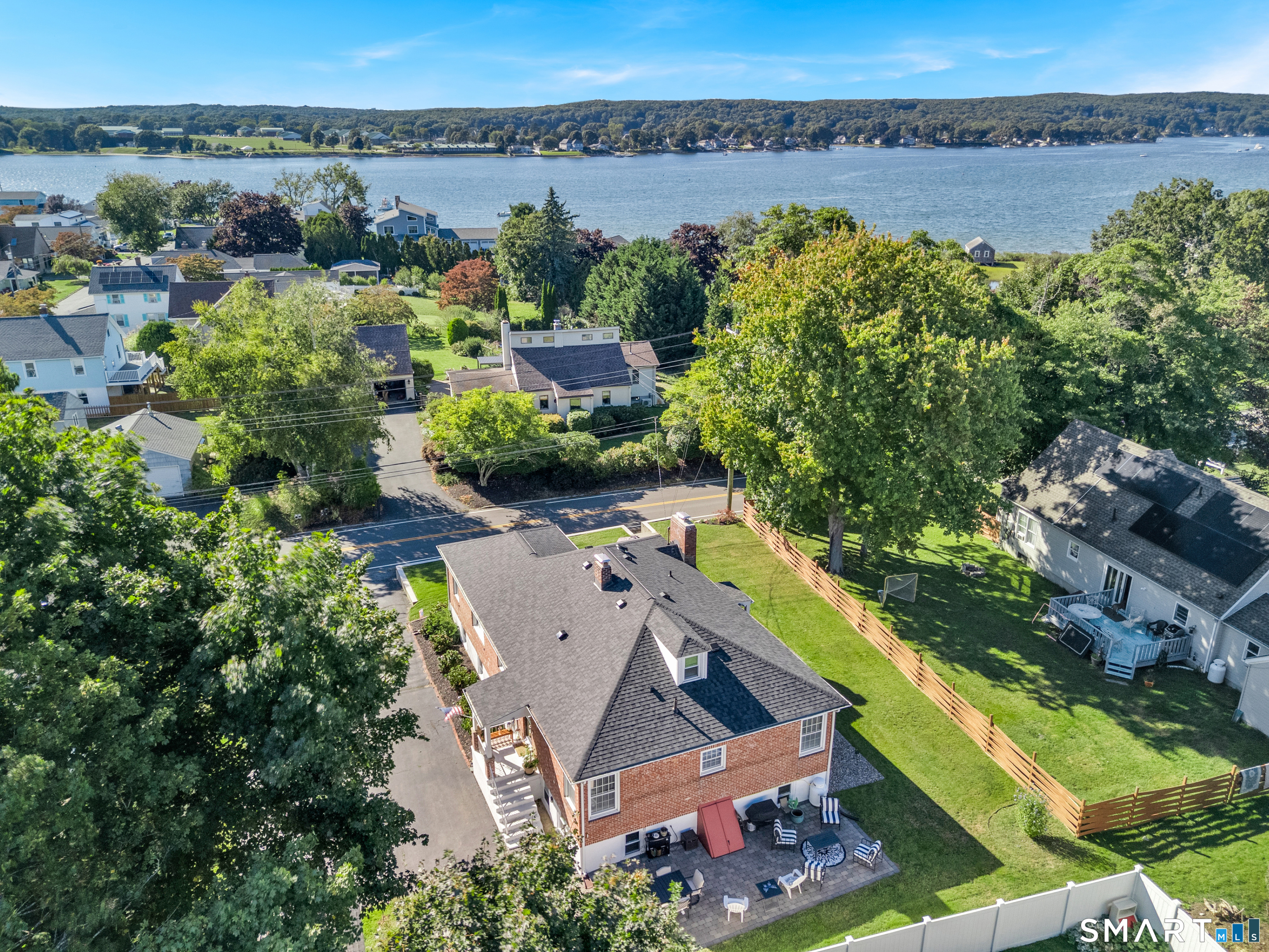 69 Niantic River Road Property Photo 2