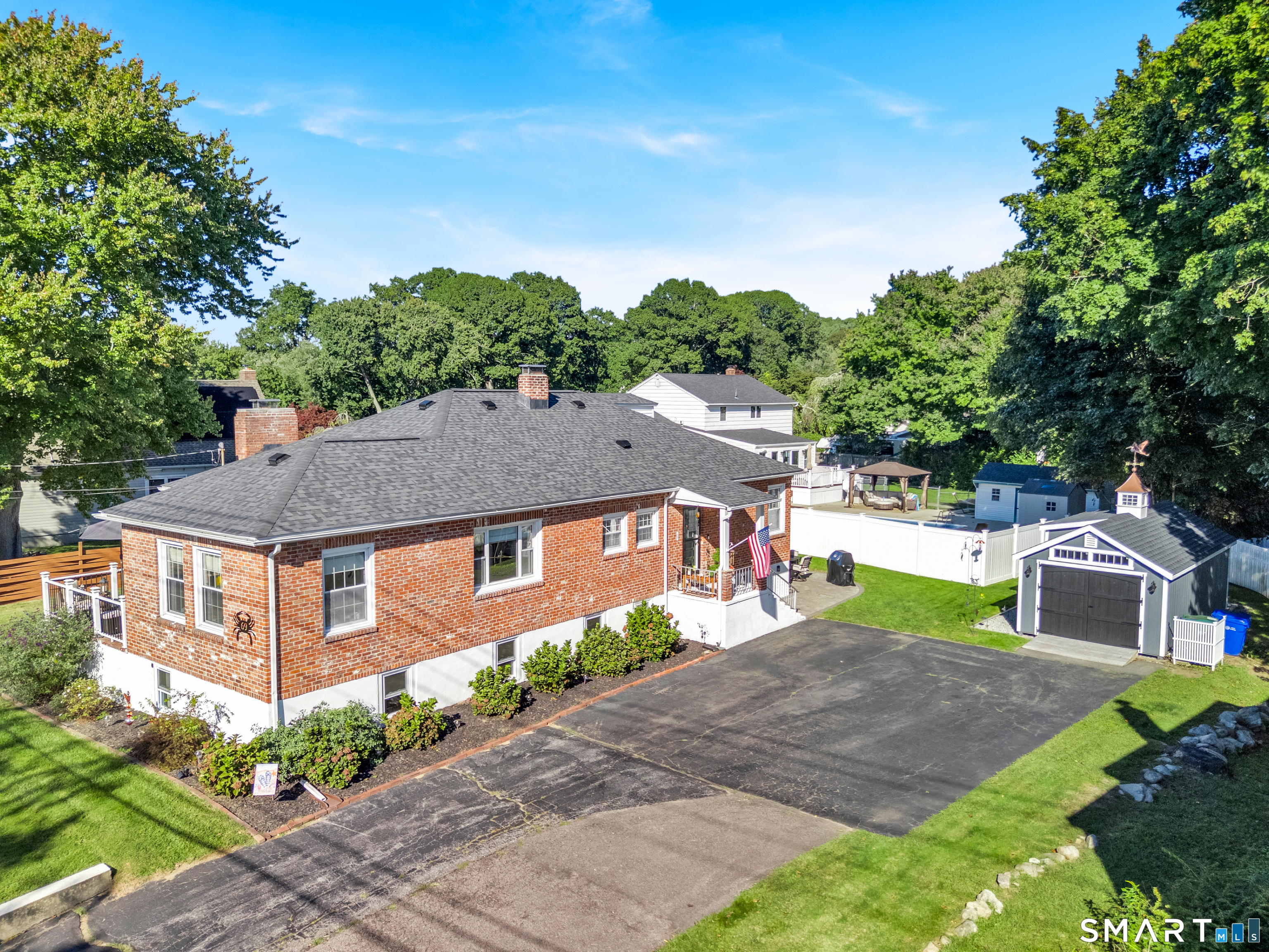 69 Niantic River Road Property Photo 32