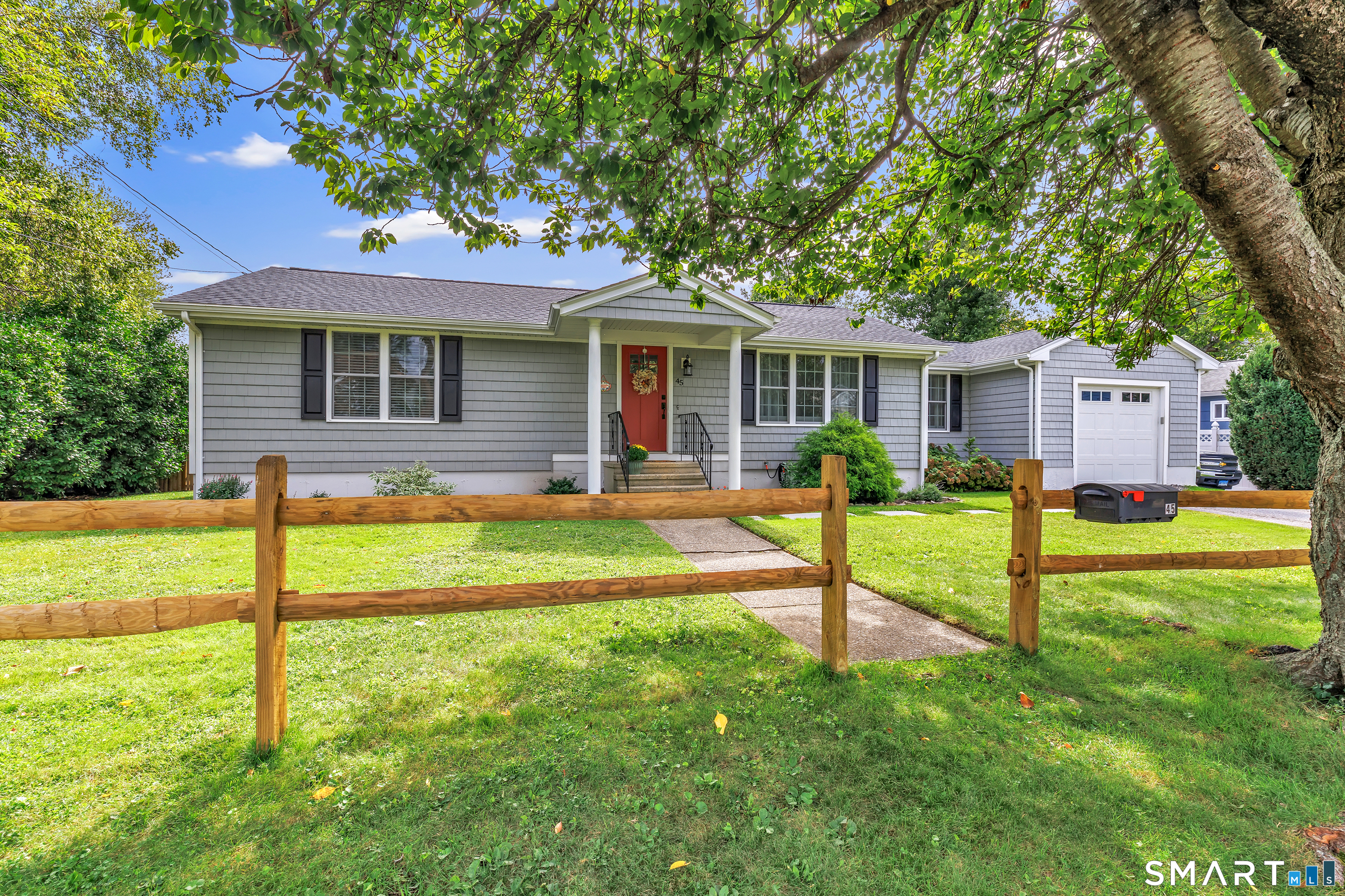 45 Dahl Avenue Property Photo 1