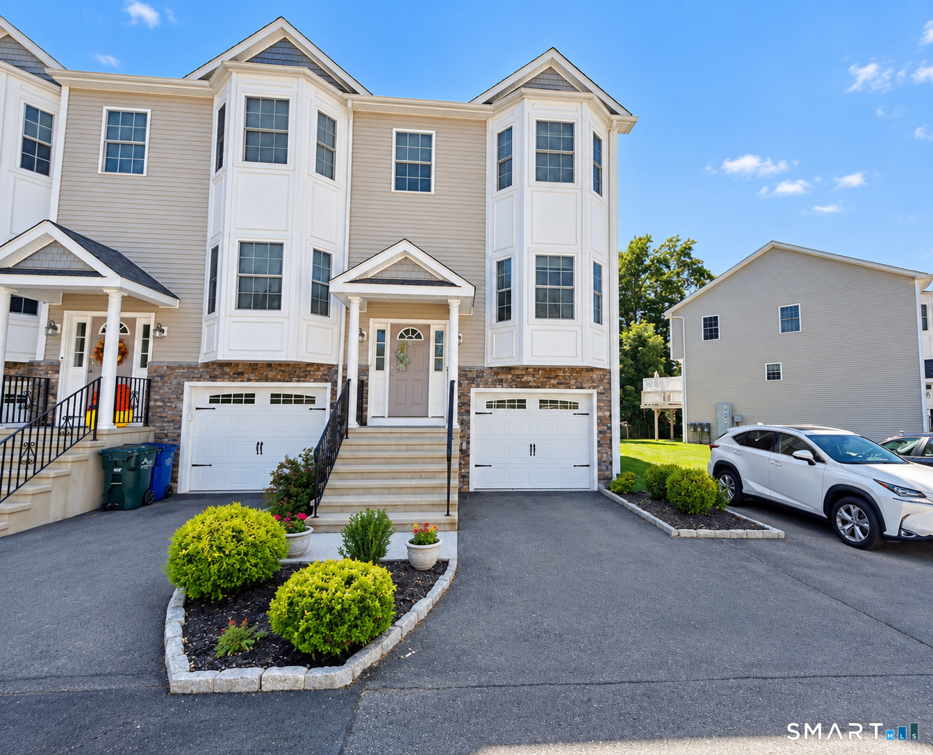 16 Ardi 16 Court Property Photo 3