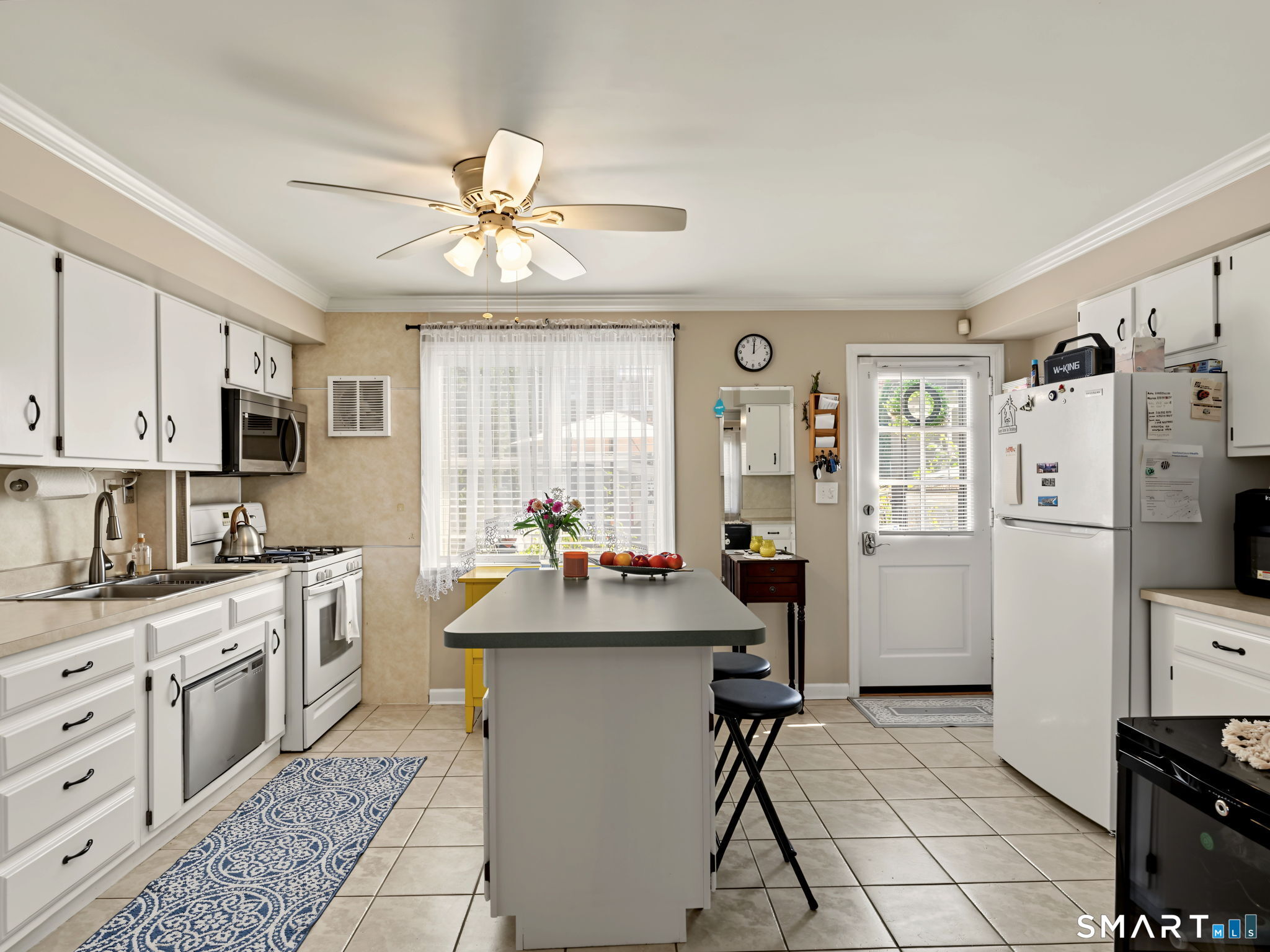 391 Court D, Building 51 Property Photo 5