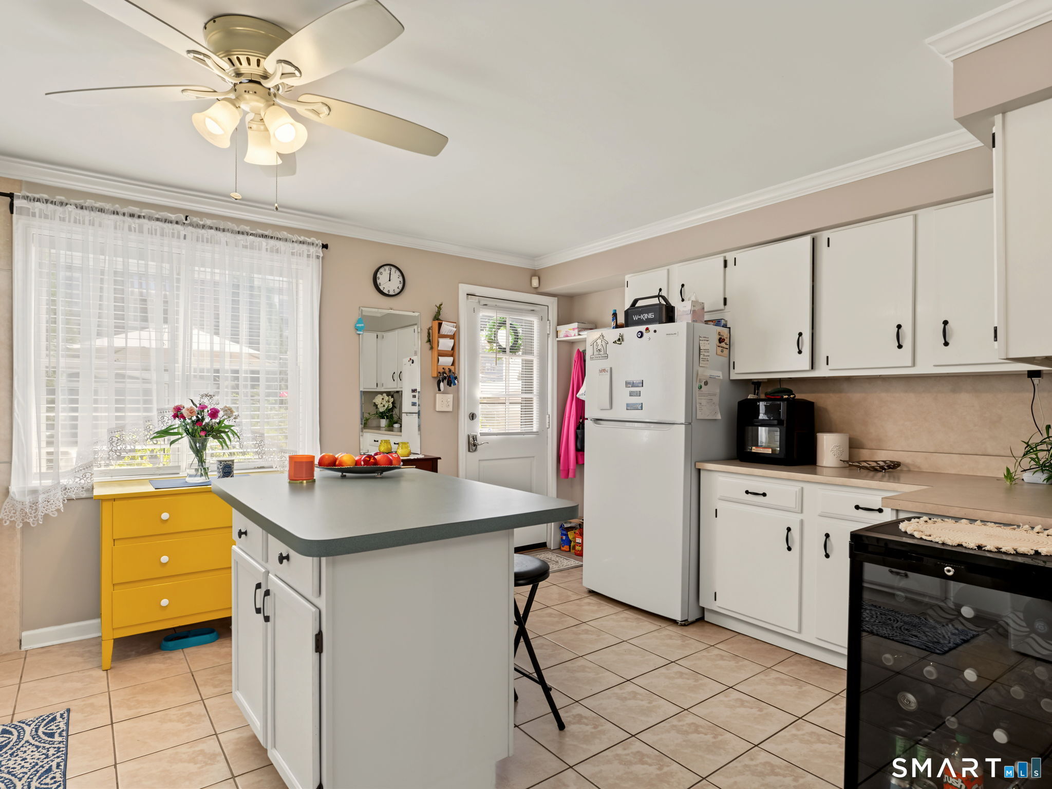391 Court D, Building 51 Property Photo 6