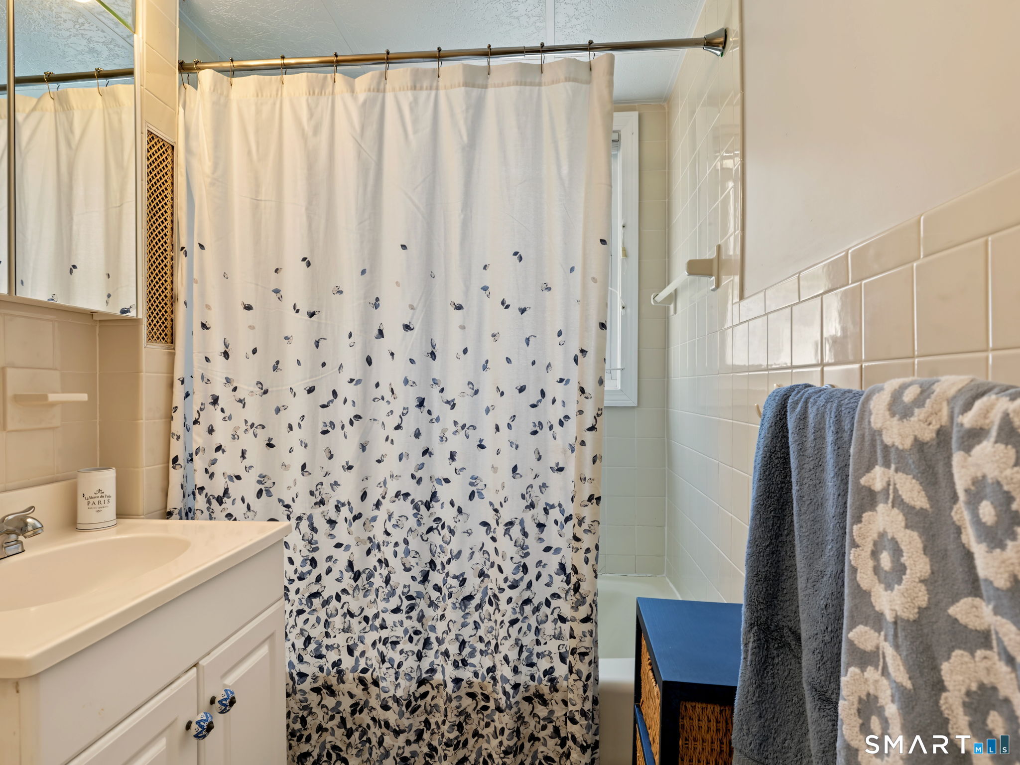391 Court D, Building 51 Property Photo 11