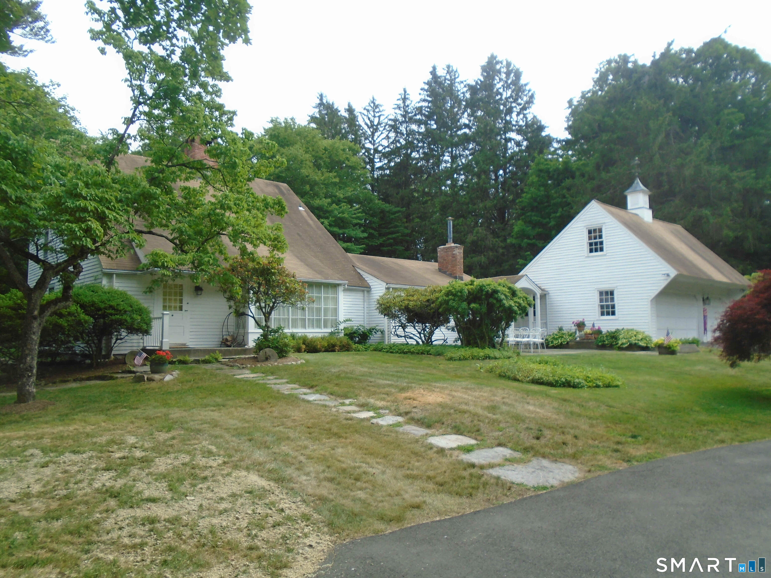 53 Umpawaug Road Property Photo 1