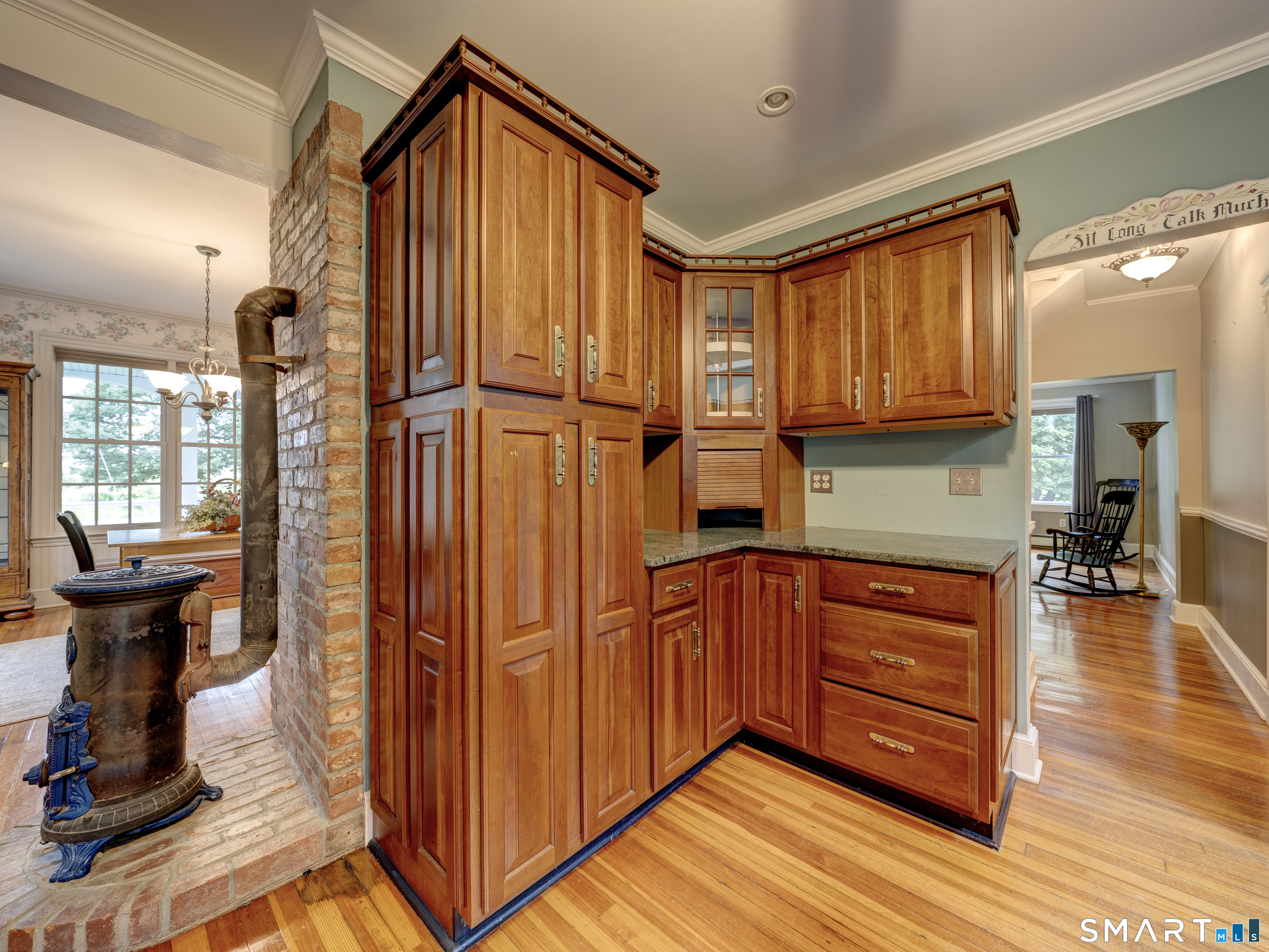 43 South Street Property Photo 10
