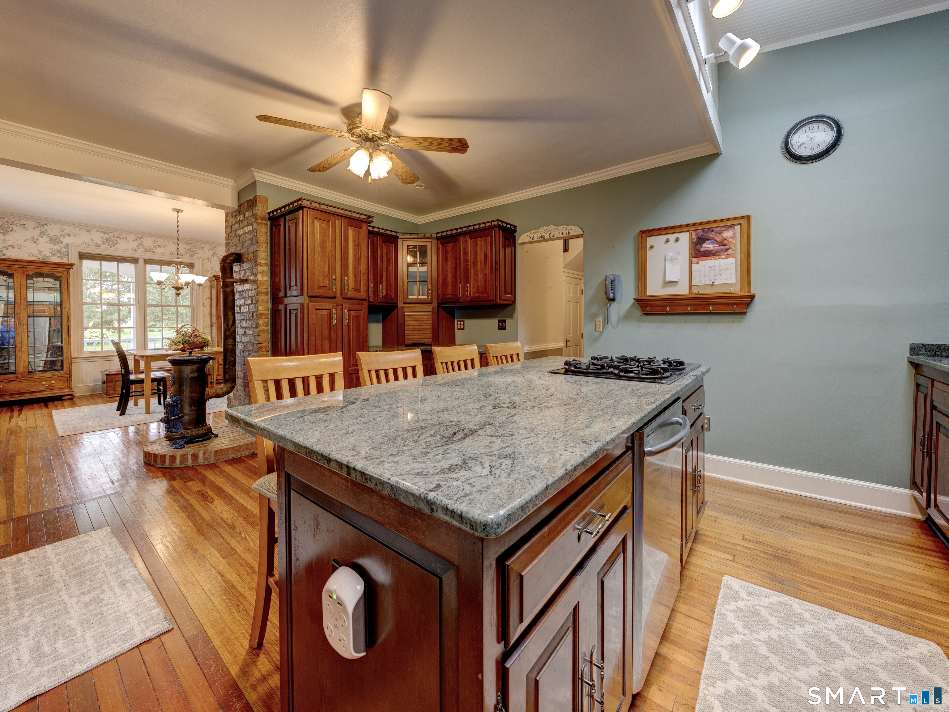 43 South Street Property Photo 12