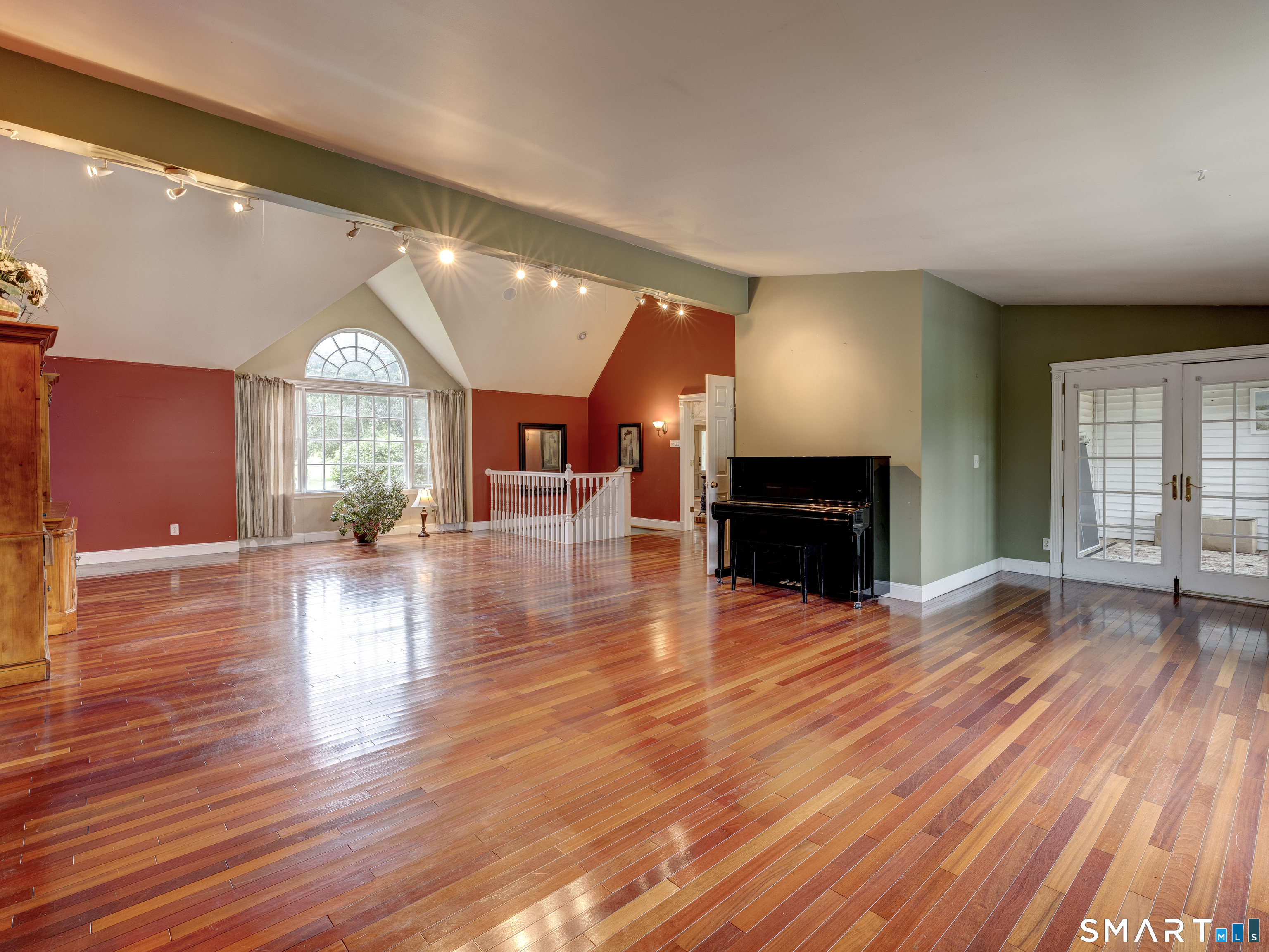 43 South Street Property Photo 15