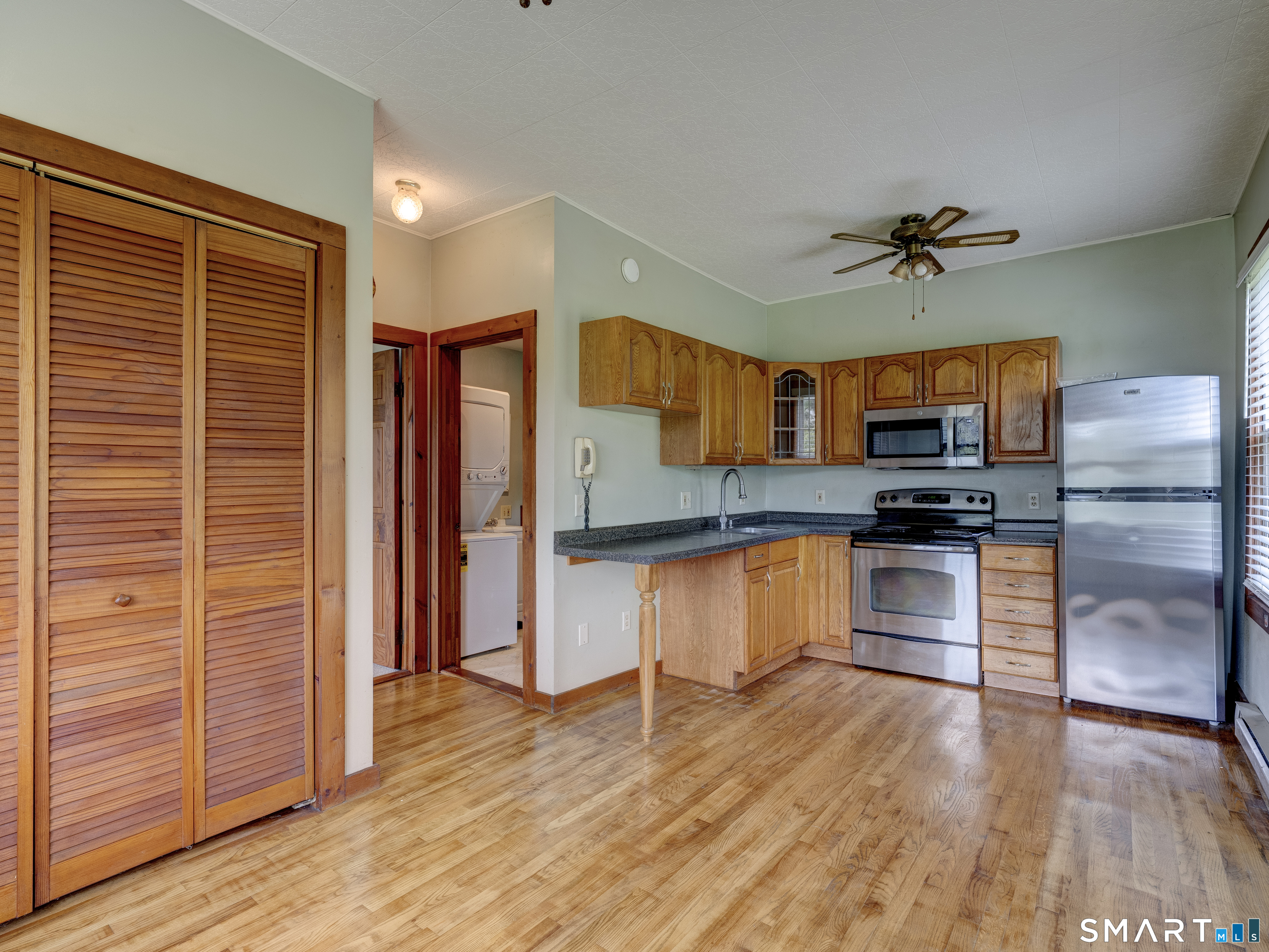 43 South Street Property Photo 28