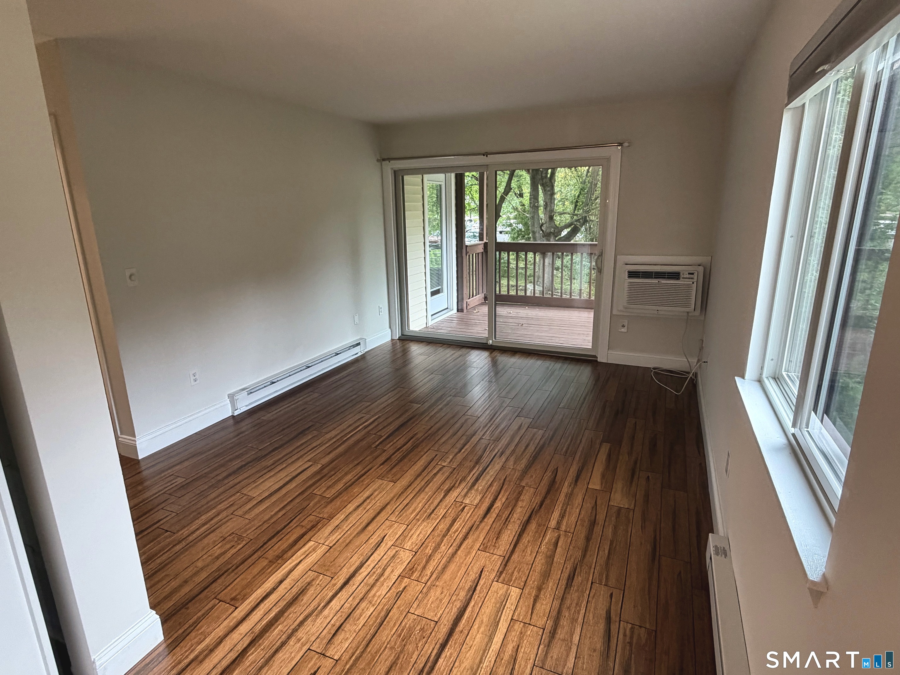 3699 Broadbridge 133 Avenue Property Photo 4