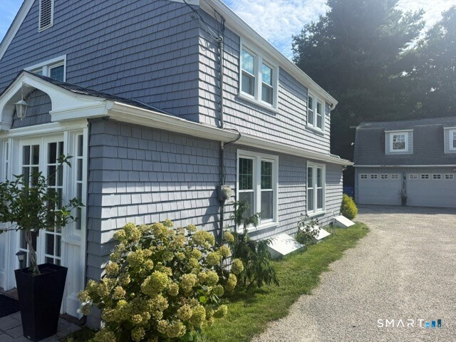 24207785 Property Photo 2