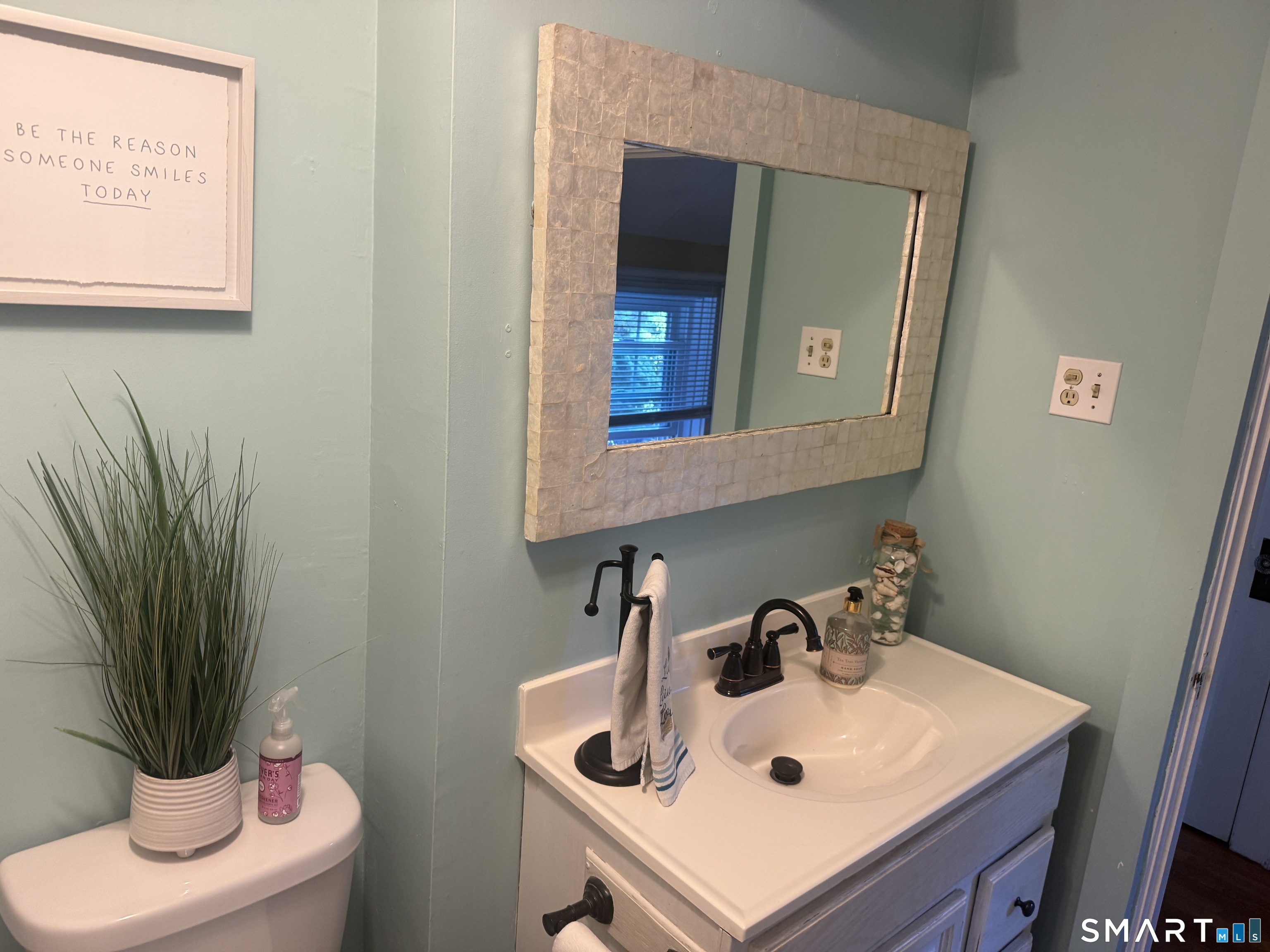 24207785 Property Photo 7