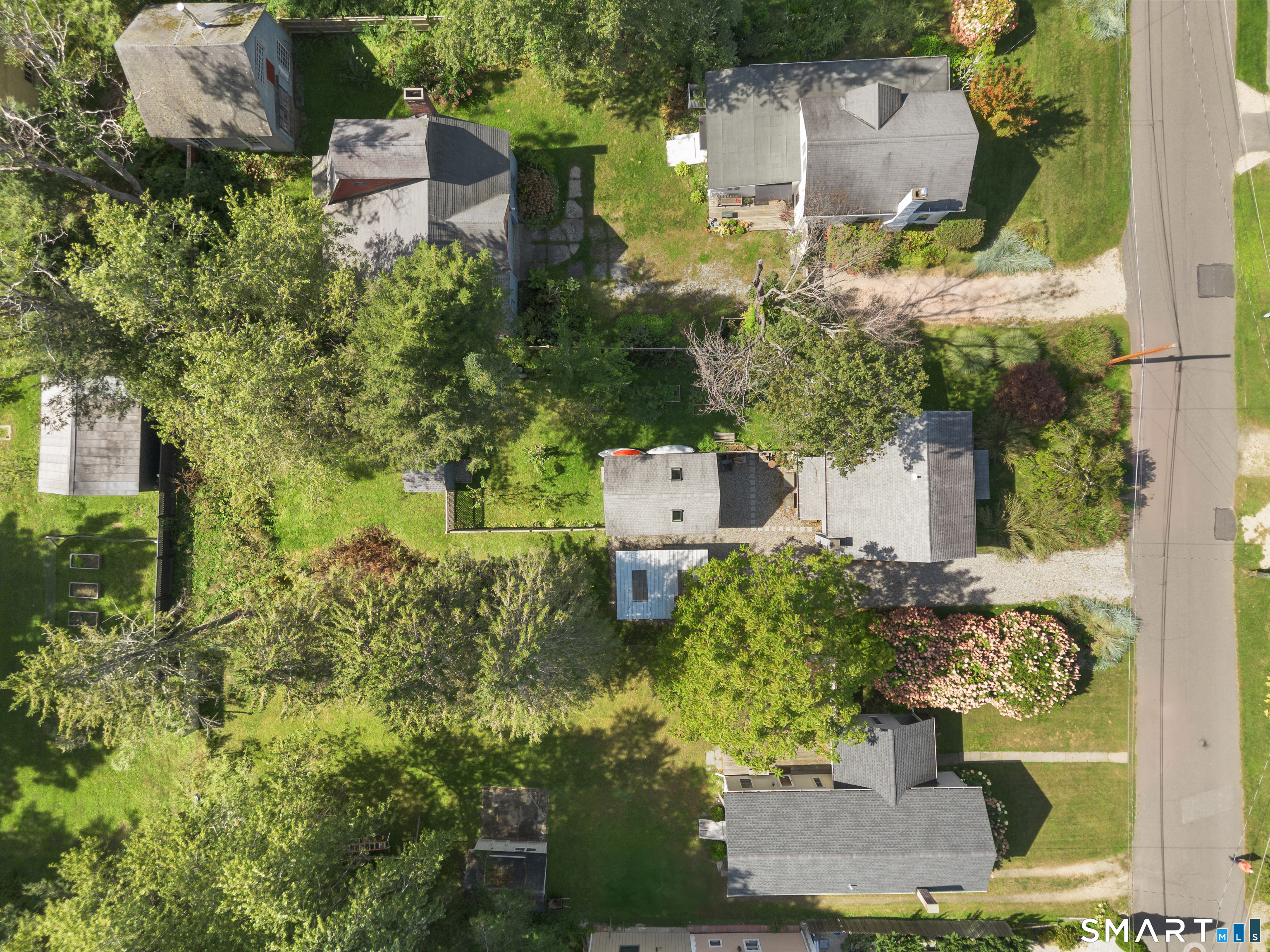 15 Walton Street Property Photo 28