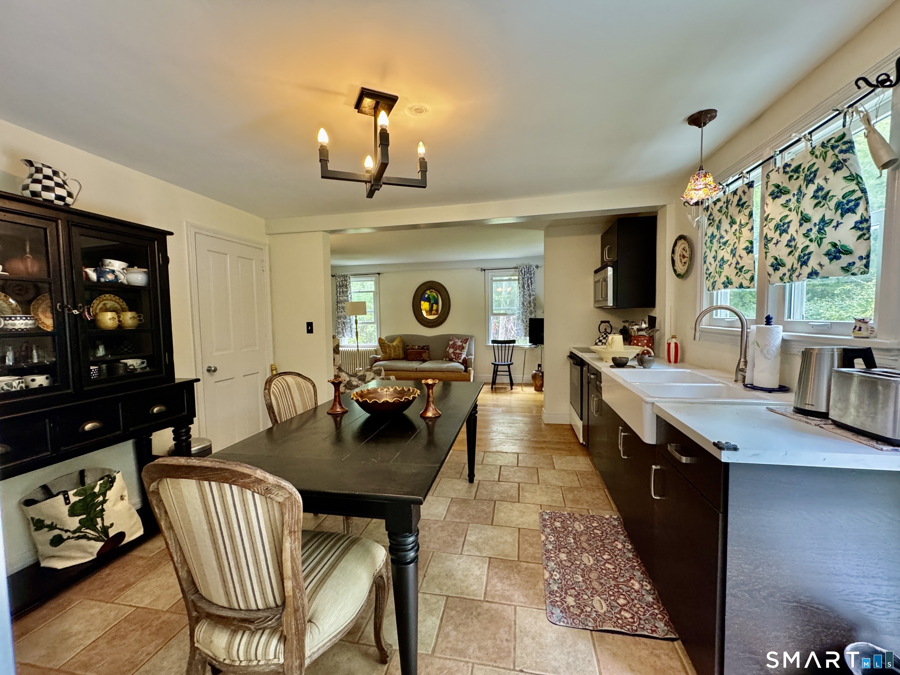 106 Farnum Road Property Photo 12