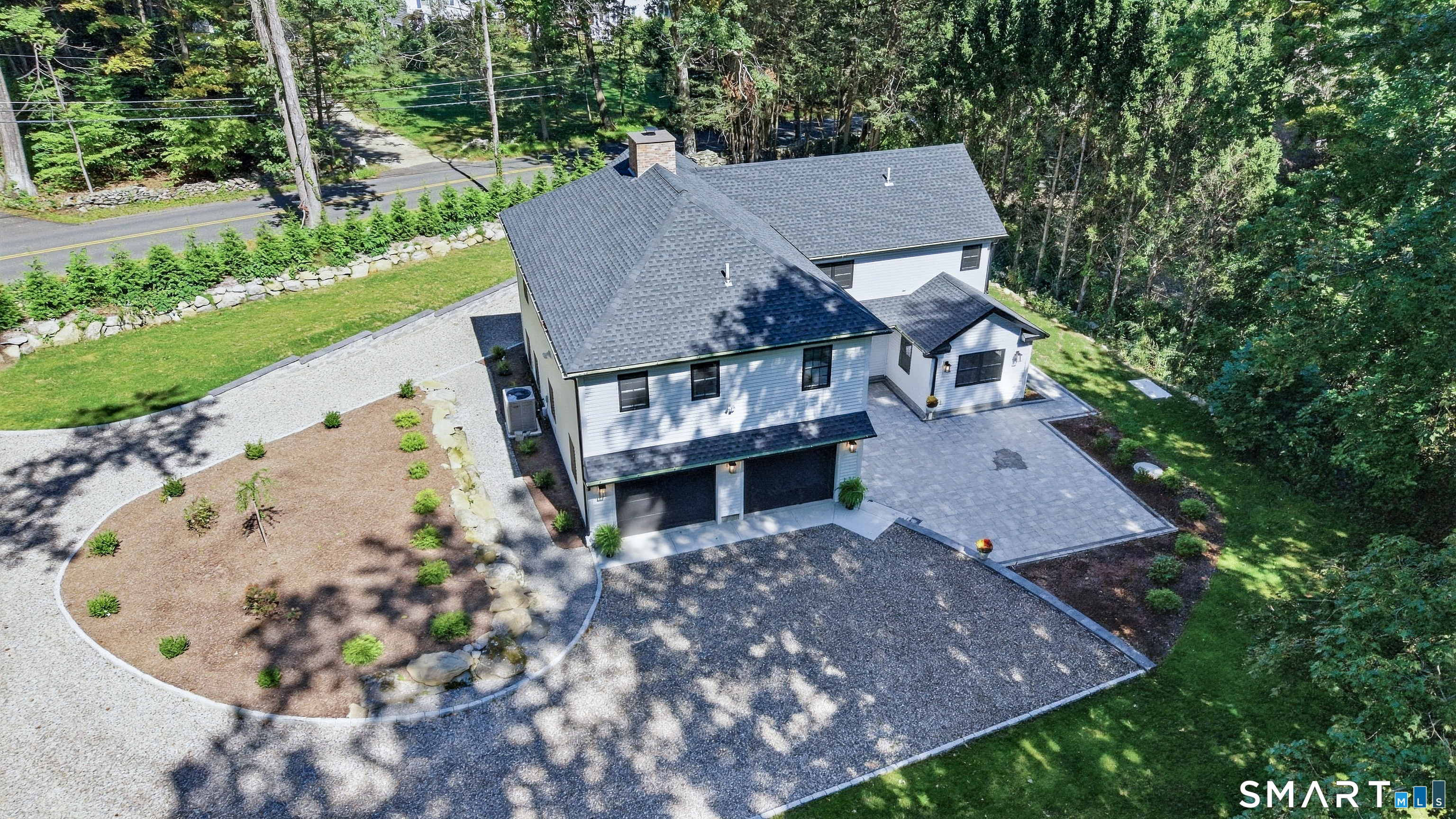 9 Bradley Lane Property Photo 40