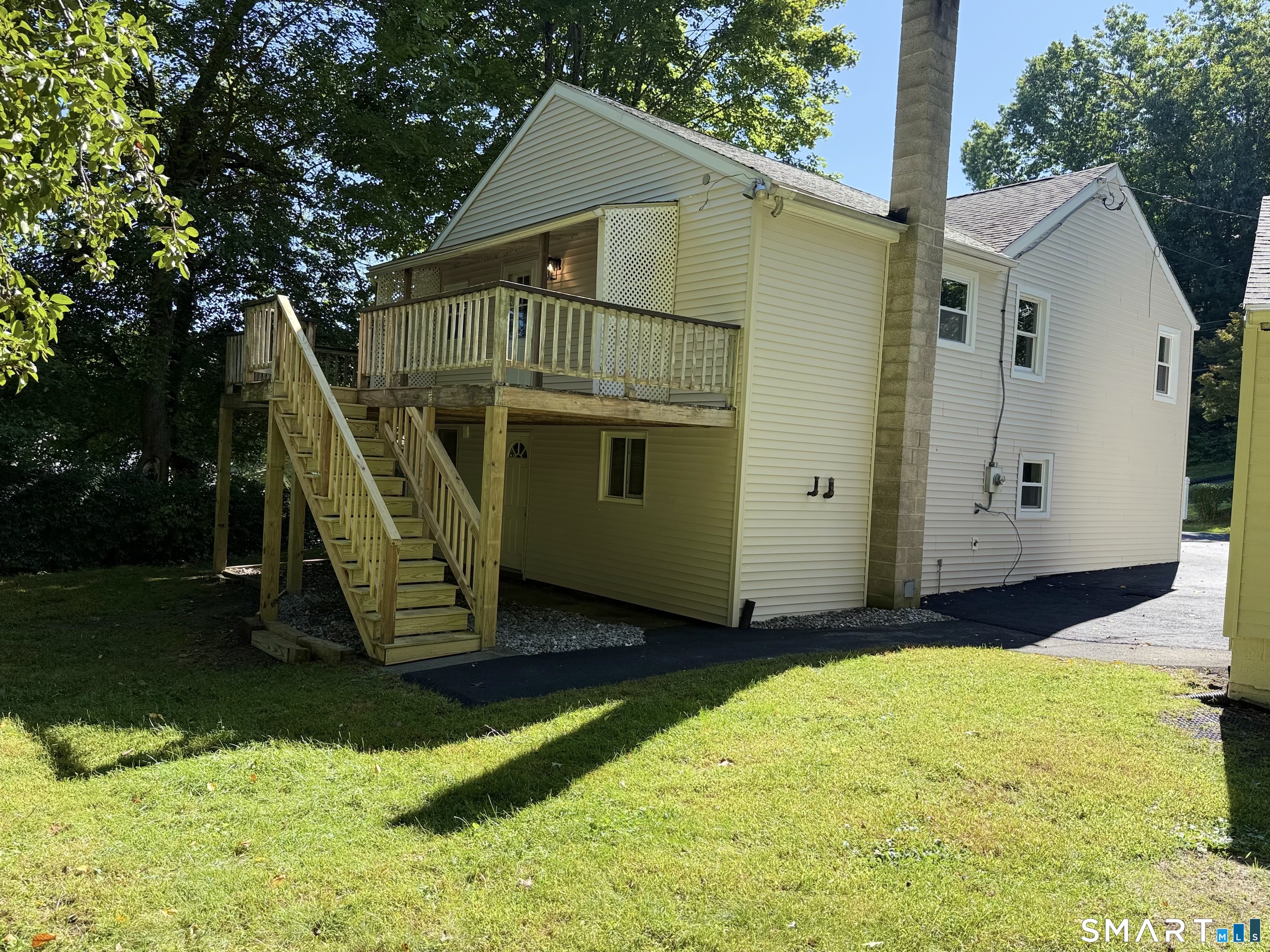 241 Lewis Street Property Photo 10