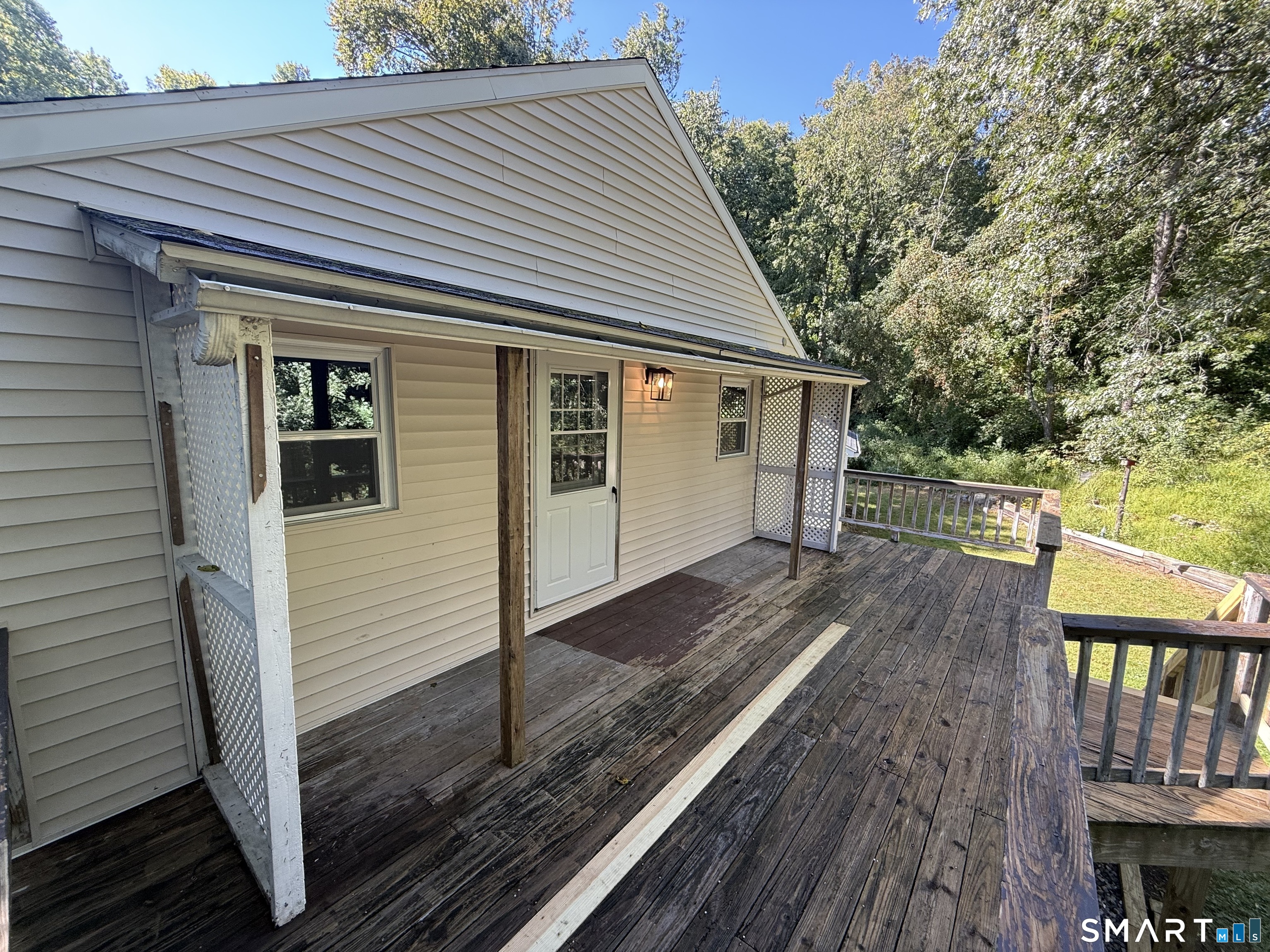 241 Lewis Street Property Photo 12