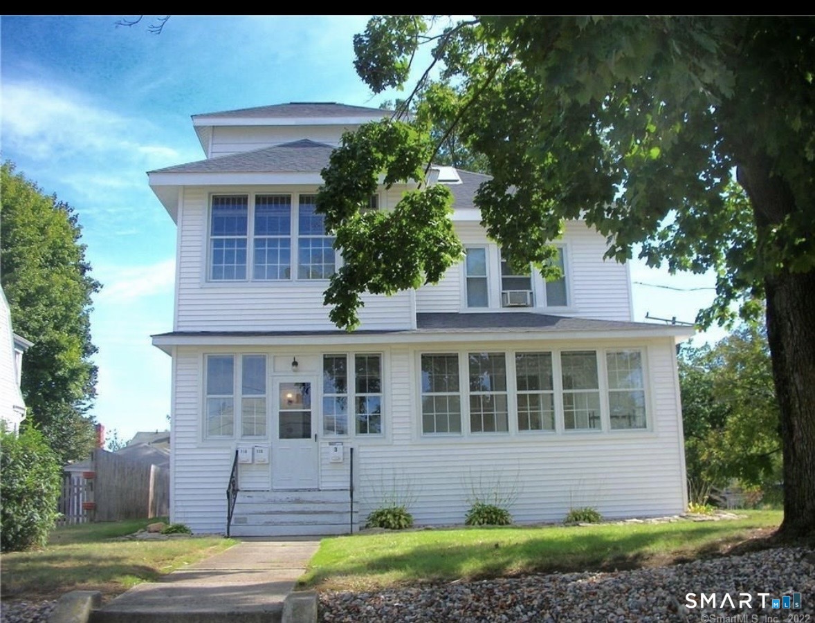 120 Quaker South Lane Property Photo 1