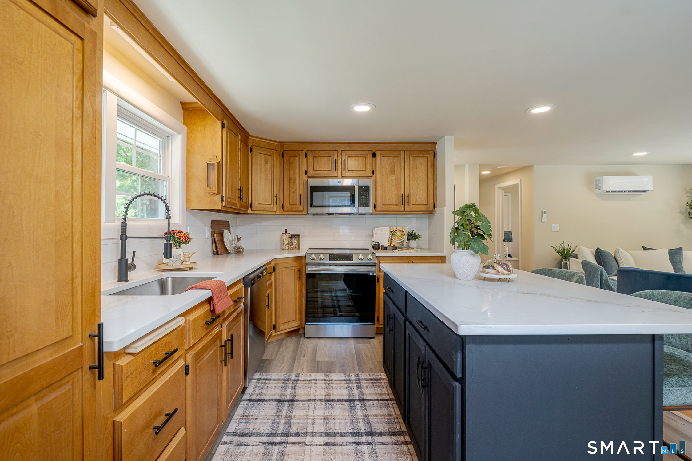 249 Pond Hill Road Property Photo 6