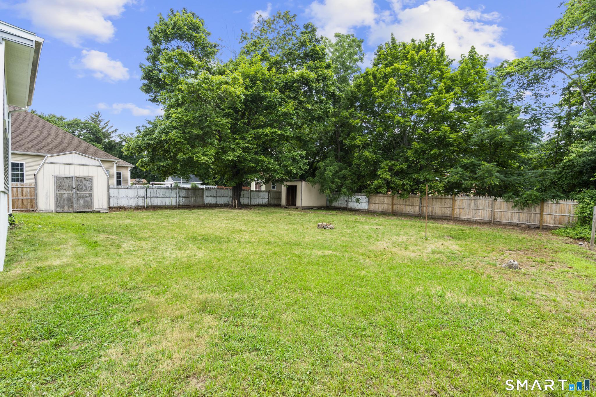 12 Homestead Place Property Photo 32