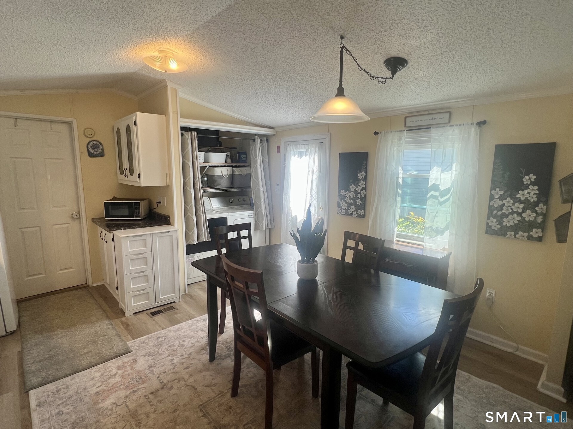 78 Circle Drive Property Photo 7